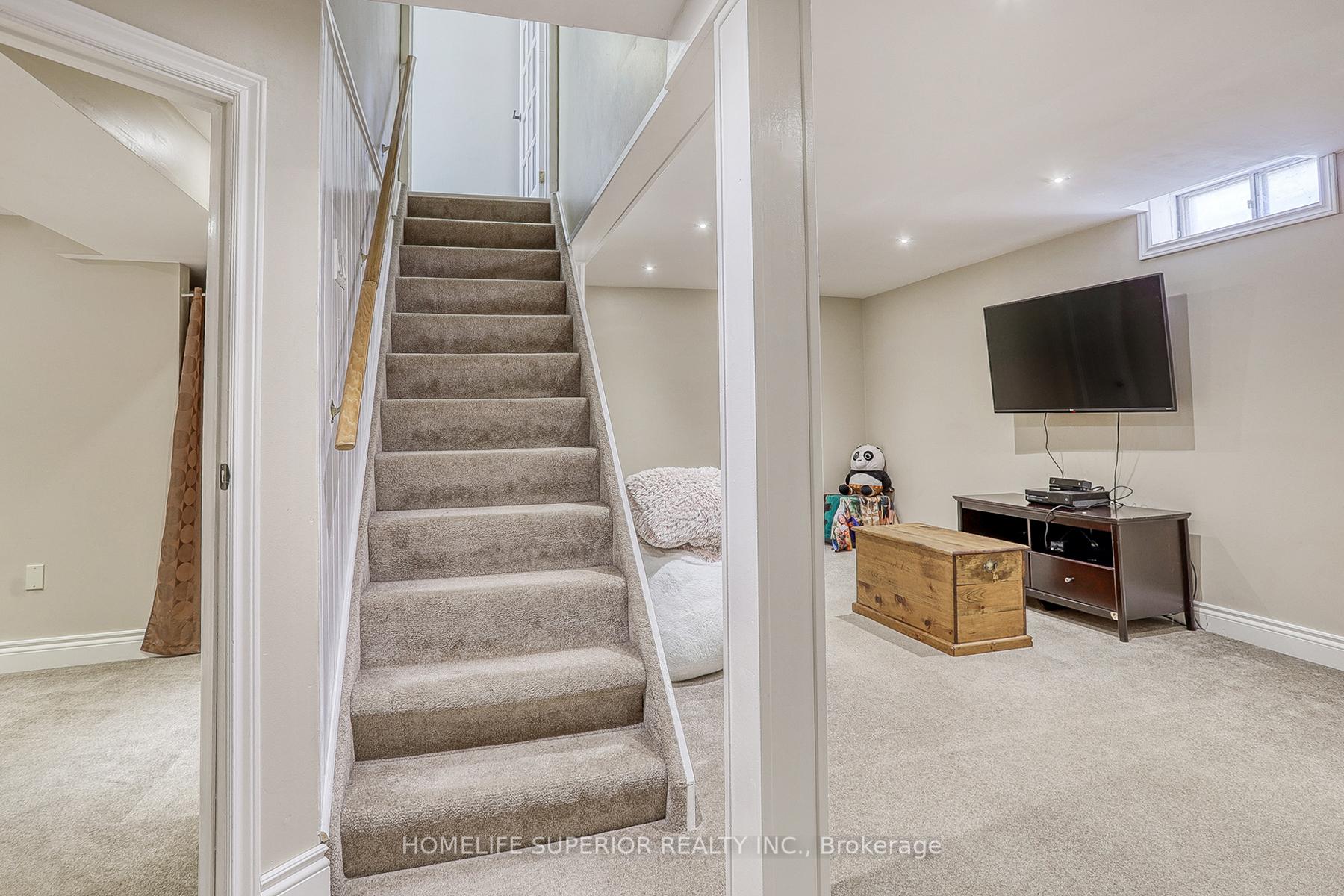 Photo 19 of 88 Vanessa Place, Whitby, Blue Grass Meadows — HOMEH