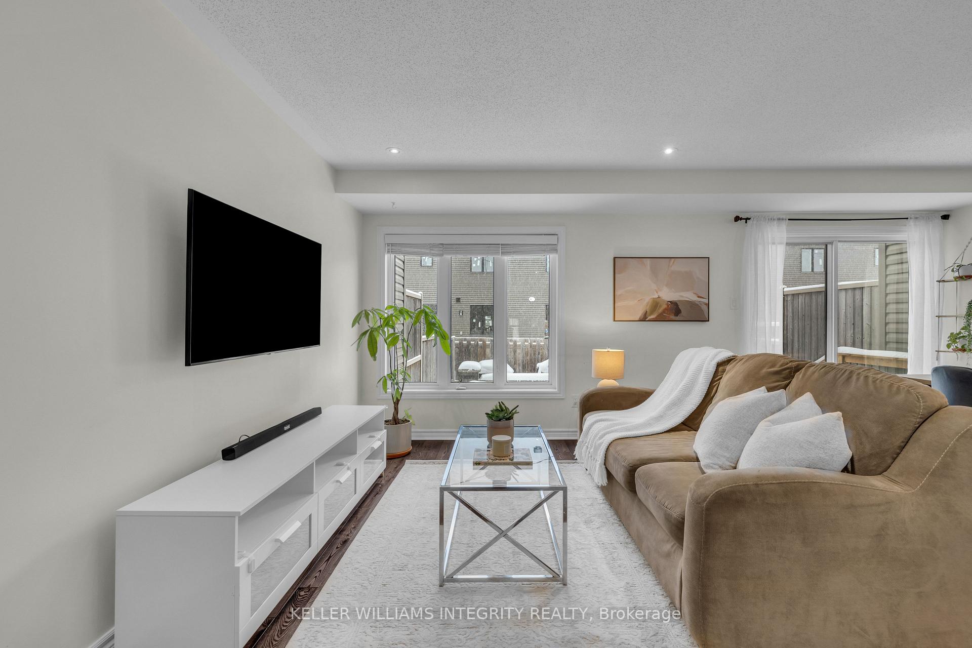 Photo 4 of 672 Petrichor Crescent, Ottawa, Avalon West — HOMEH