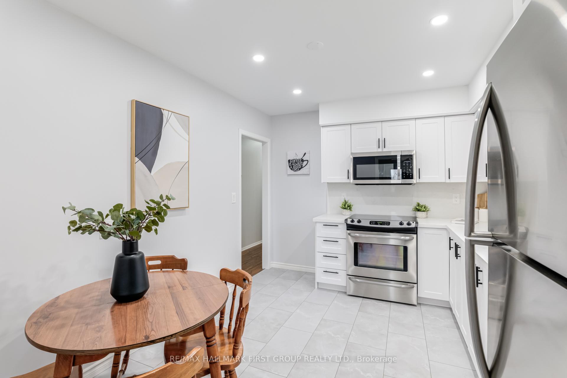 Photo 3 of 837 Hillcrest Road, Pickering, West Shore — HOMEH