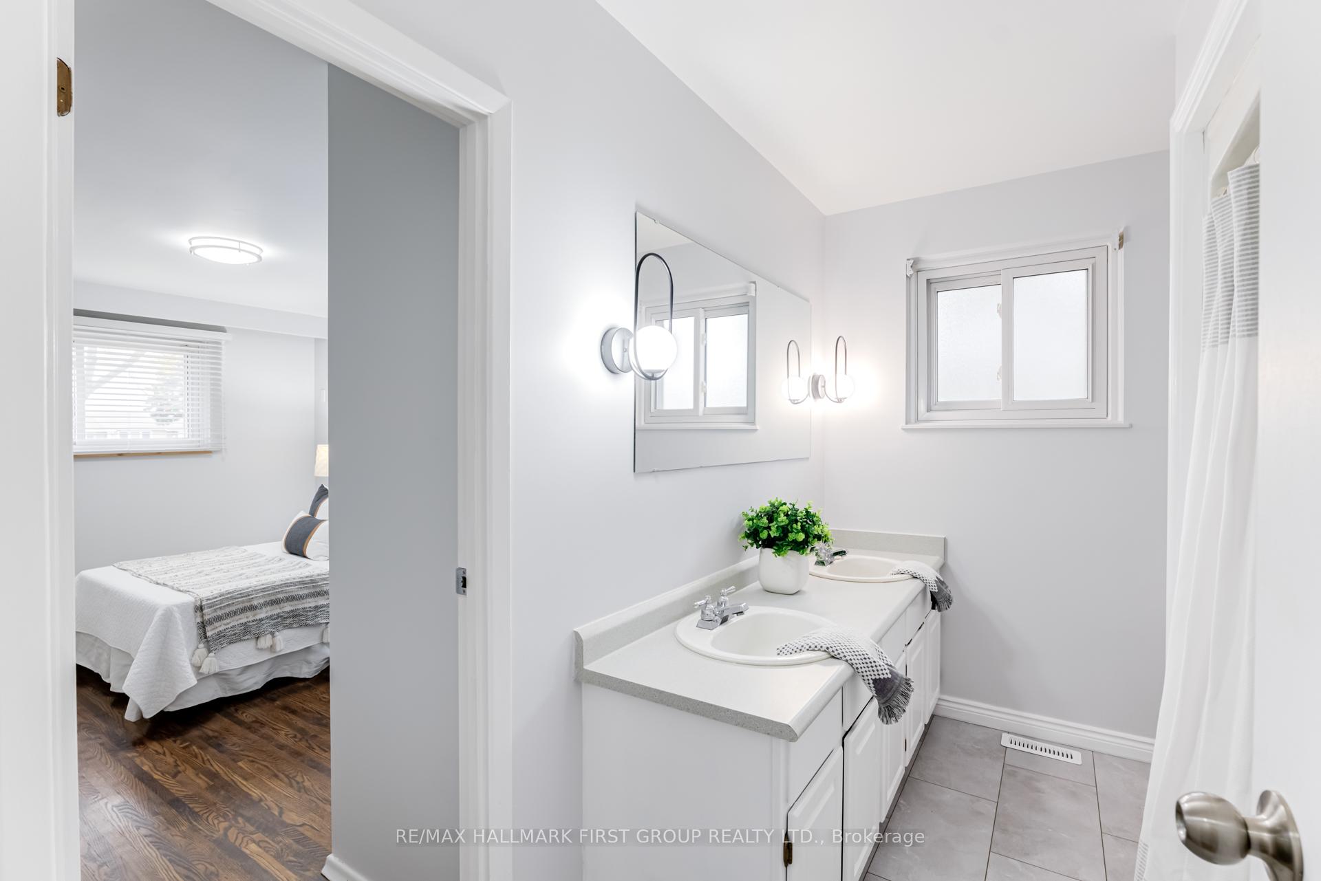Photo 14 of 837 Hillcrest Road, Pickering, West Shore — HOMEH