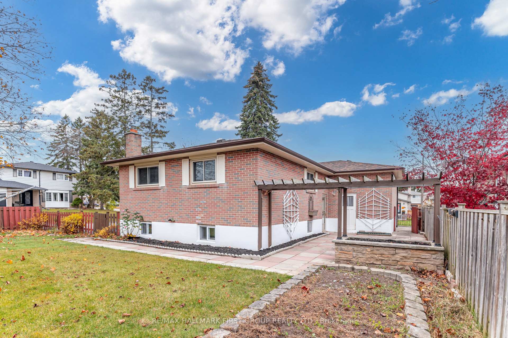 Photo 26 of 837 Hillcrest Road, Pickering, West Shore — HOMEH