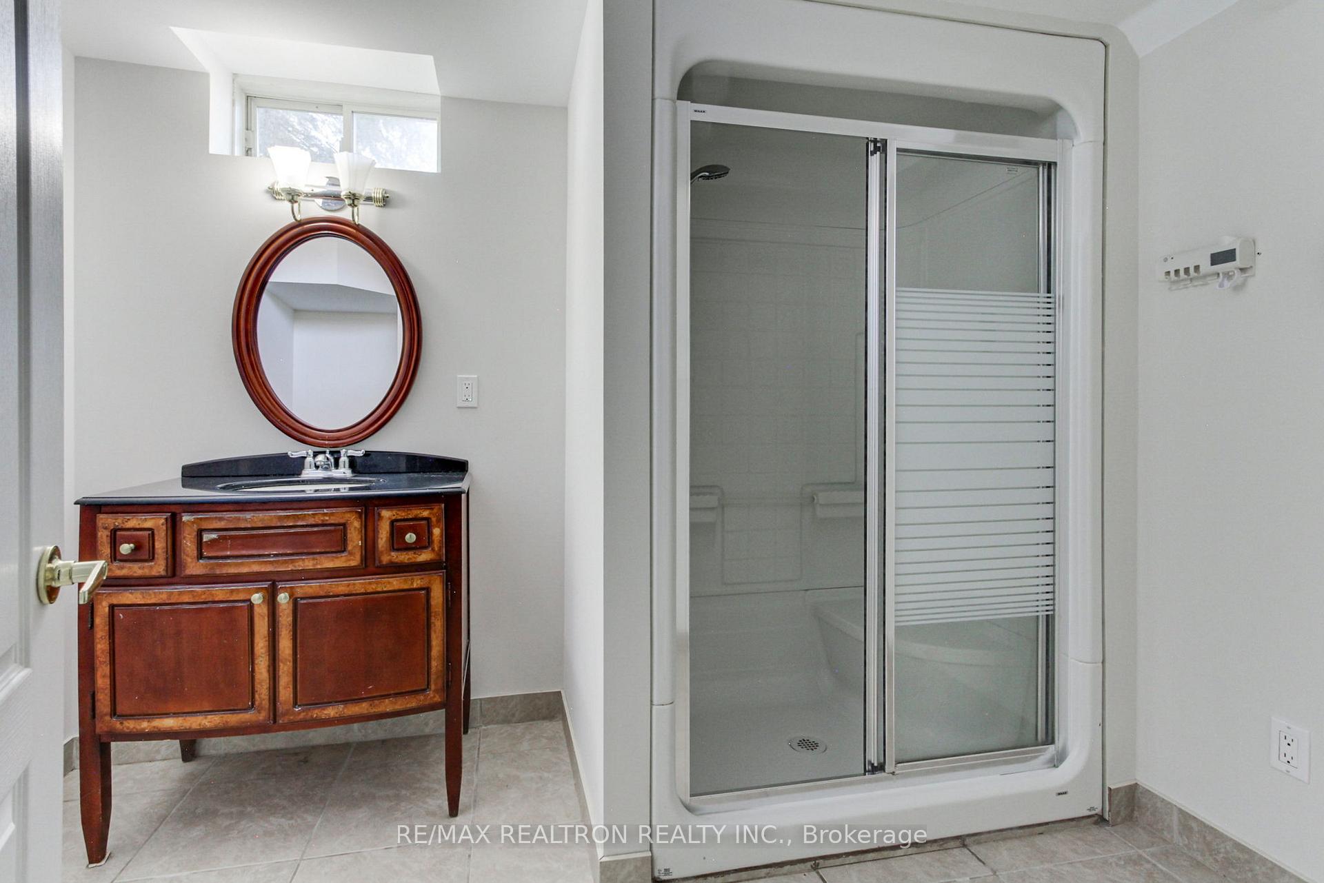 Photo 42 of 119 Watkins Glen Crescent, Aurora, Bayview Wellington — HOMEH