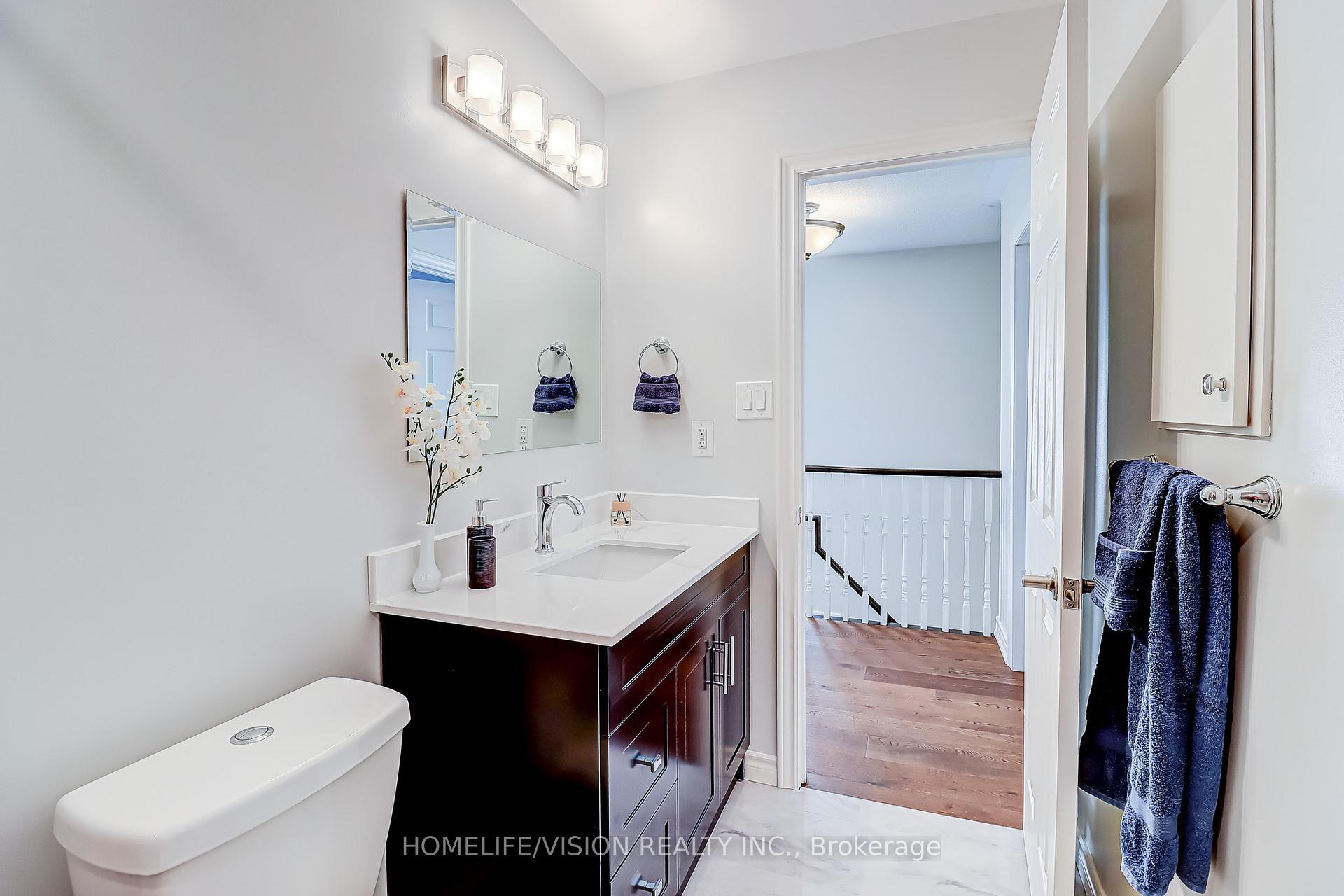 Photo 16 of 28 Longueuil Place, Whitby, Pringle Creek — HOMEH