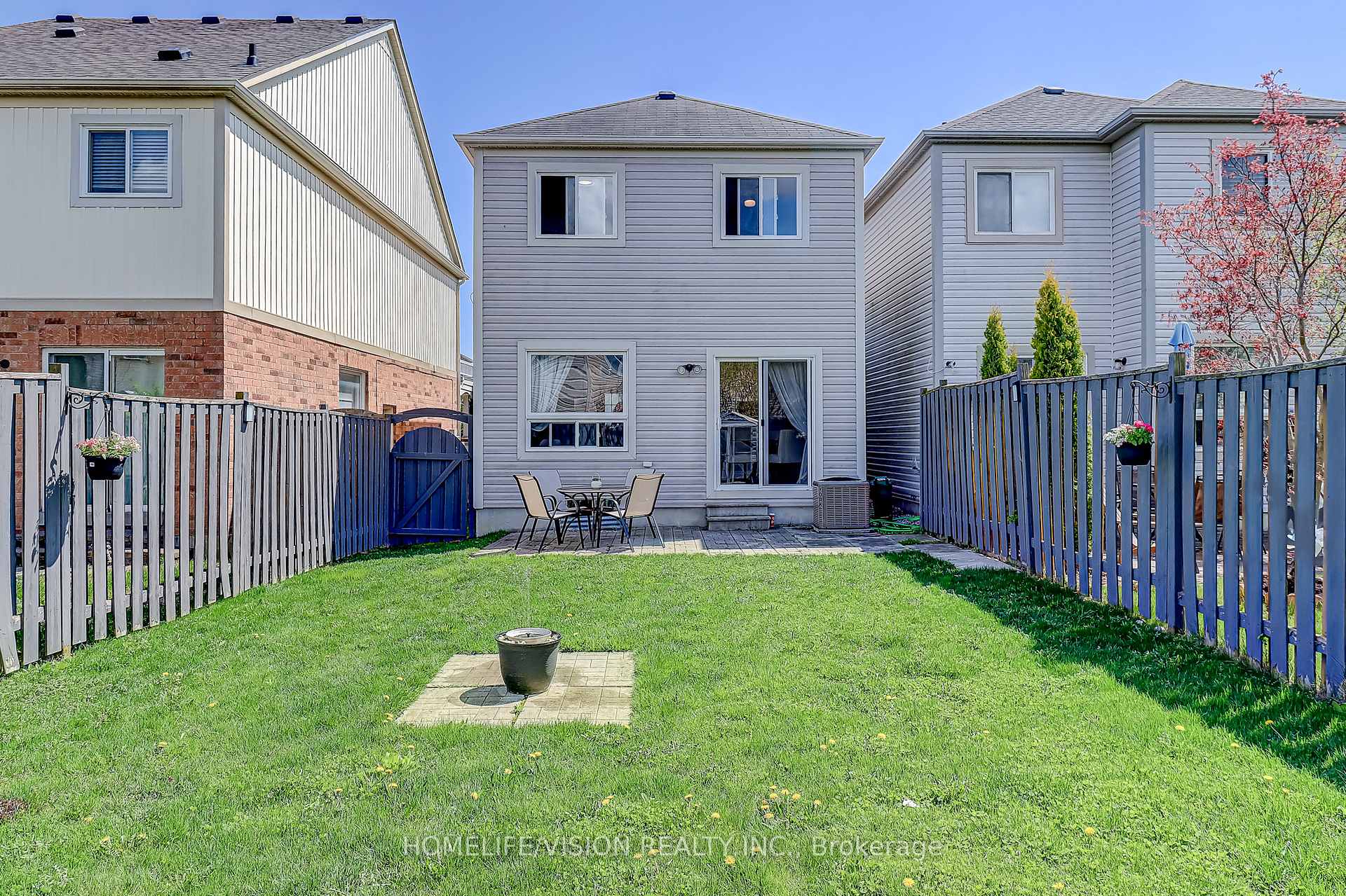 Photo 25 of 28 Longueuil Place, Whitby, Pringle Creek — HOMEH