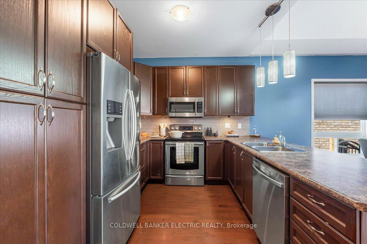 Photo 5 of 432 Florence Drive, Peterborough, Monaghan Ward 2 — HOMEH
