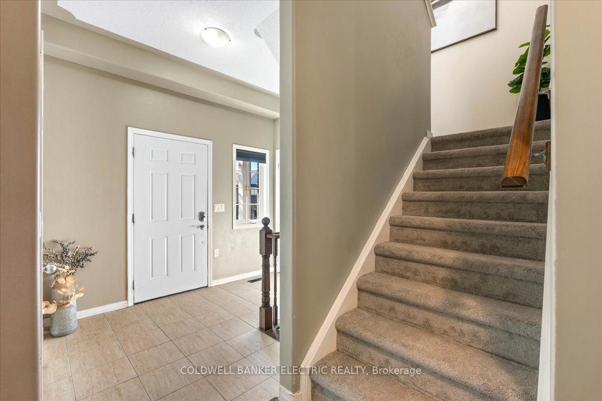 Photo 13 of 432 Florence Drive, Peterborough, Monaghan Ward 2 — HOMEH