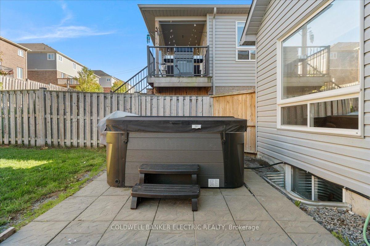 Photo 31 of 432 Florence Drive, Peterborough, Monaghan Ward 2 — HOMEH