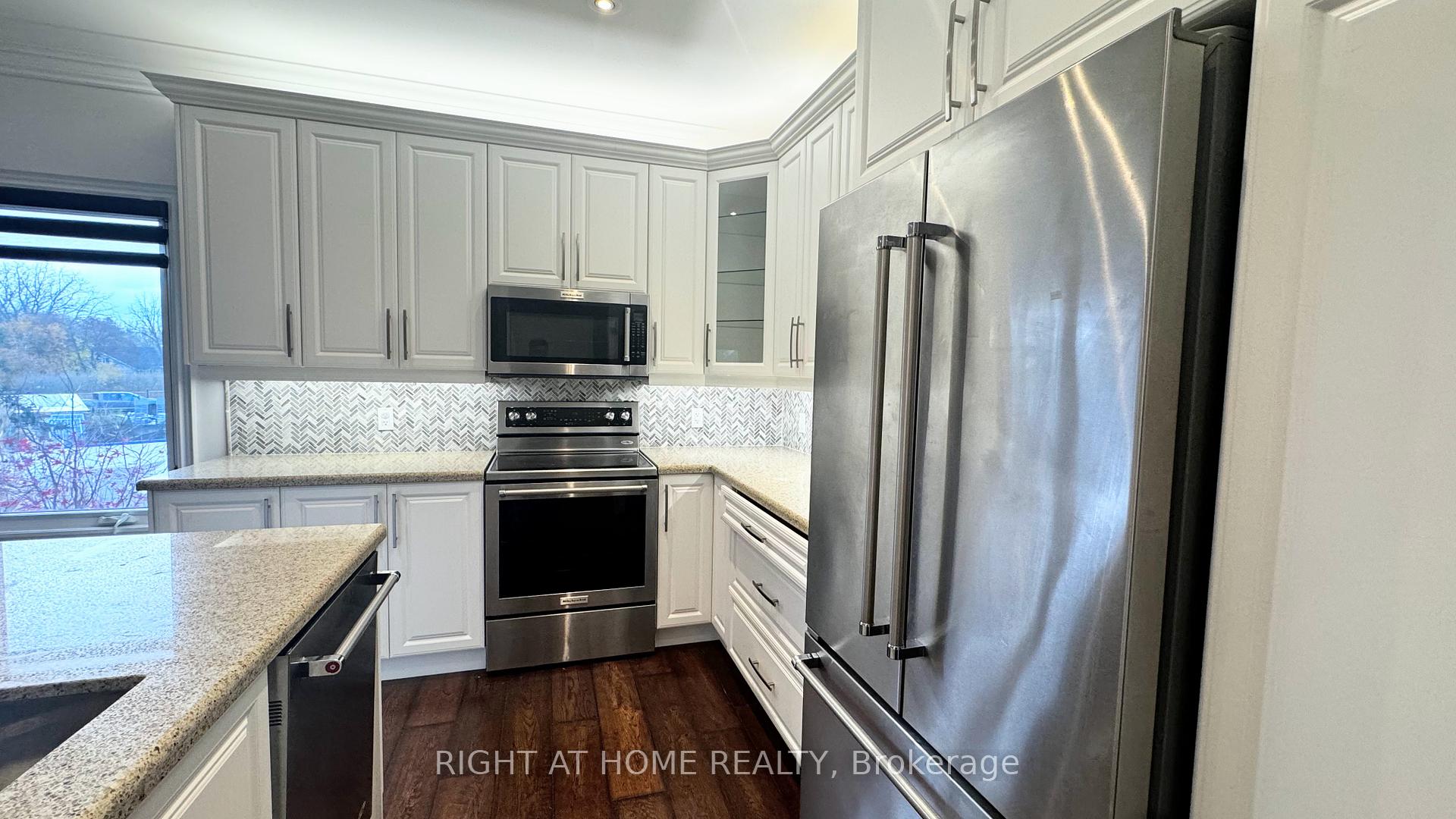 Photo 8 of 351 Bond Street E, Oshawa, O'Neill — HOMEH