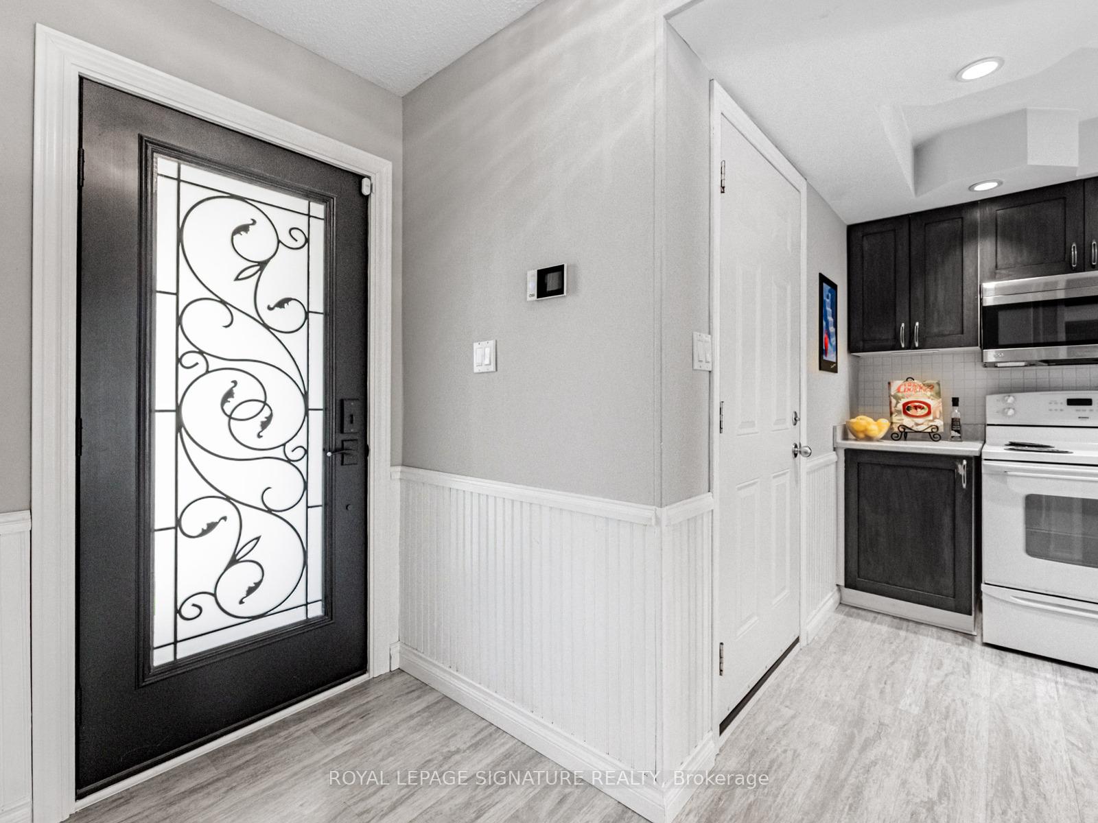 Photo 4 of 87 Hialeah Crescent, Whitby, Blue Grass Meadows — HOMEH