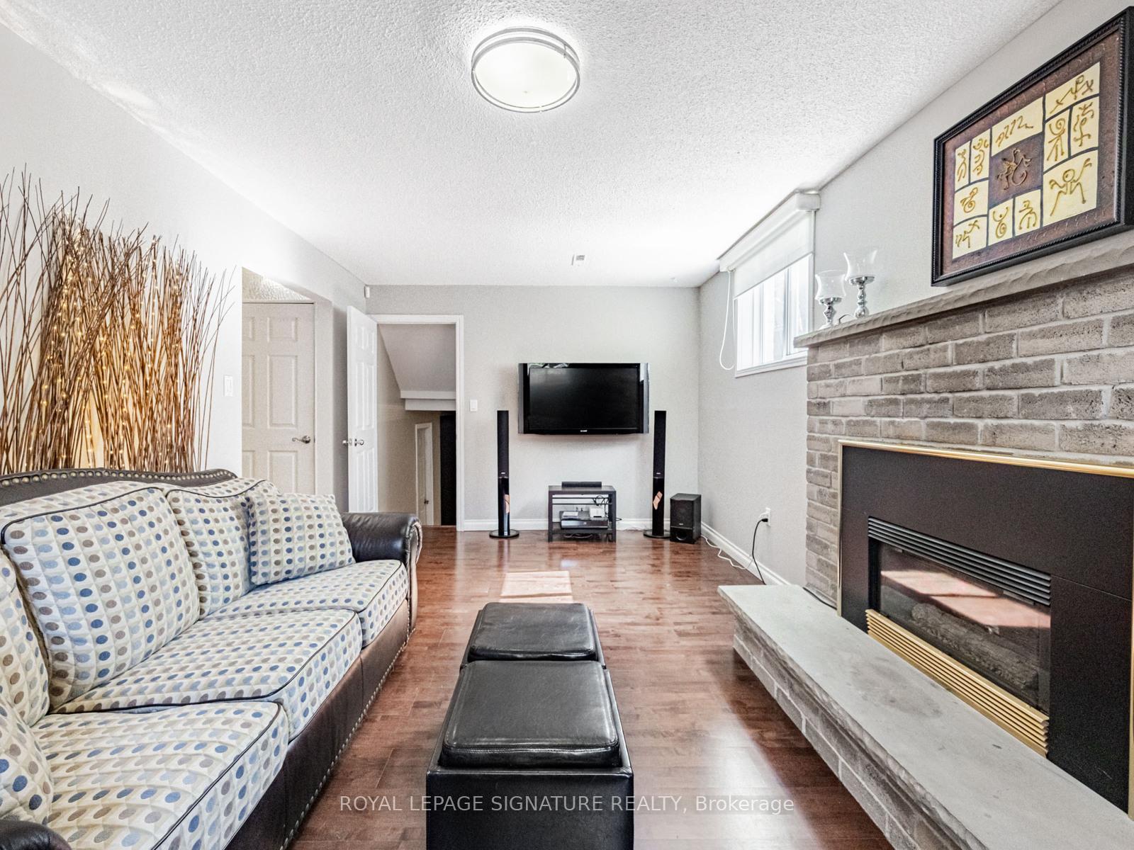 Photo 21 of 87 Hialeah Crescent, Whitby, Blue Grass Meadows — HOMEH