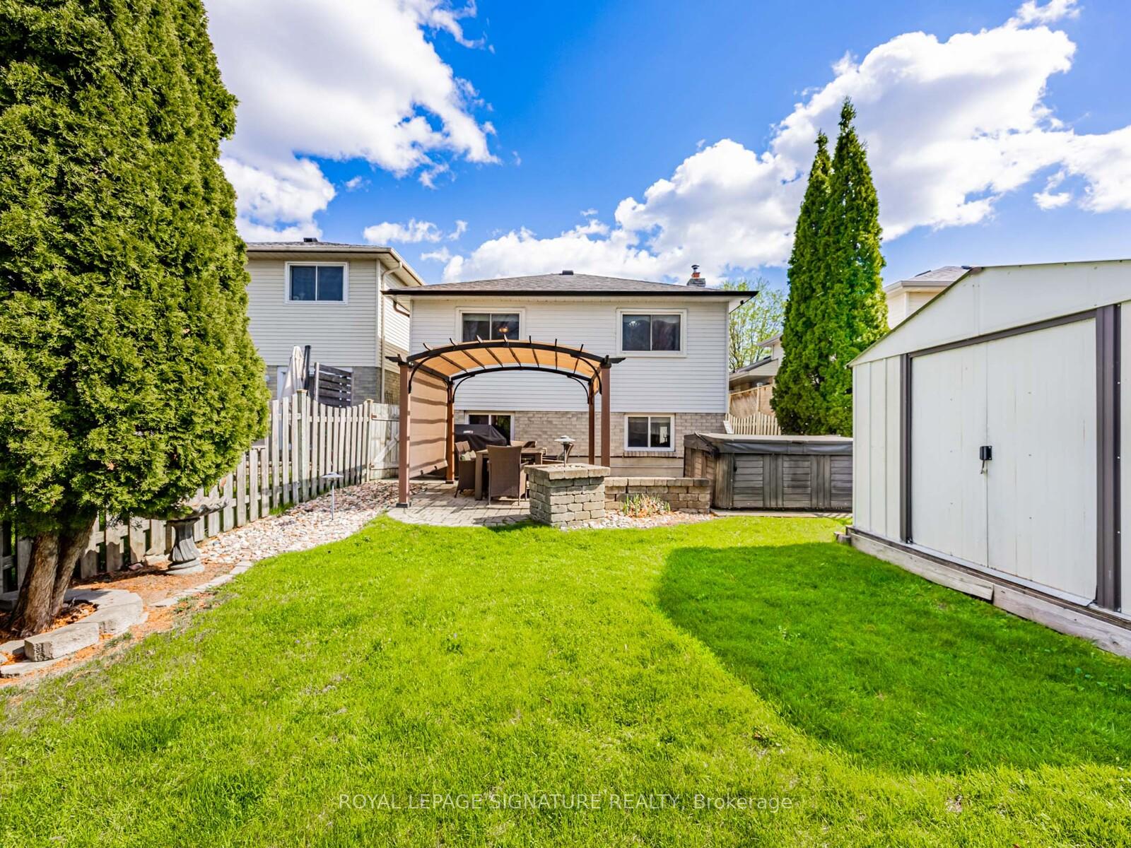 Photo 27 of 87 Hialeah Crescent, Whitby, Blue Grass Meadows — HOMEH
