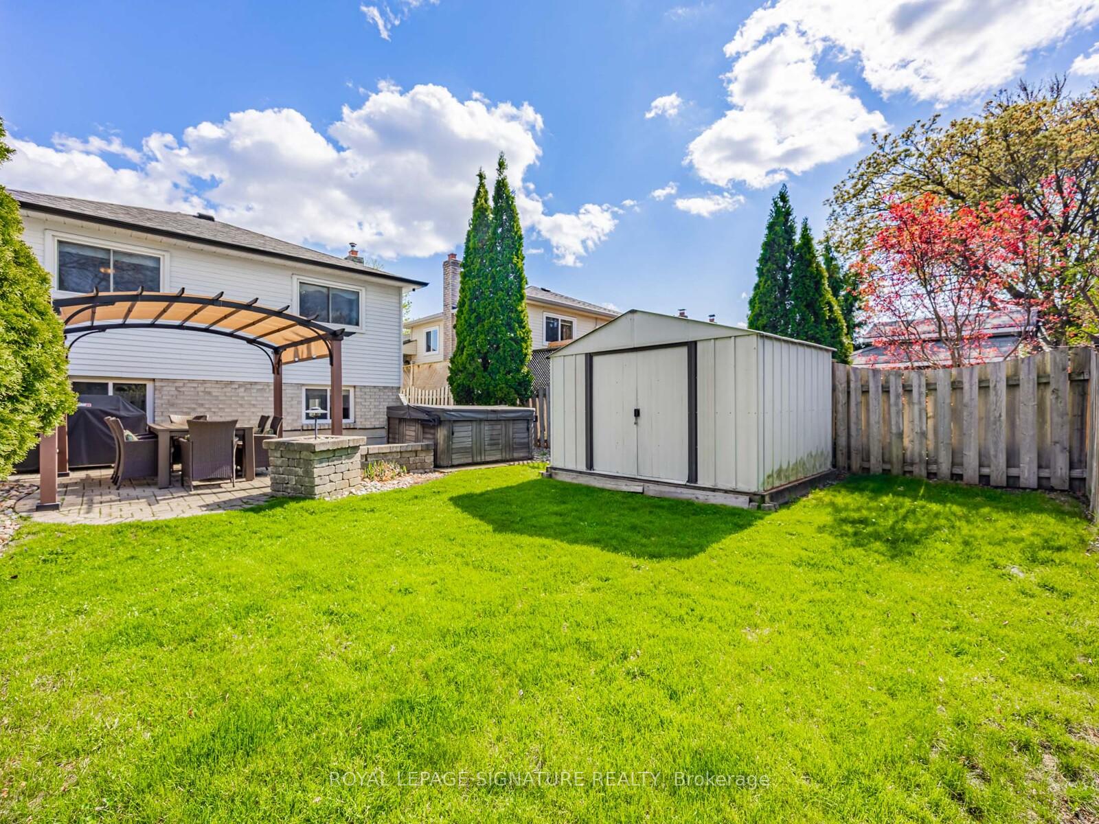 Photo 28 of 87 Hialeah Crescent, Whitby, Blue Grass Meadows — HOMEH