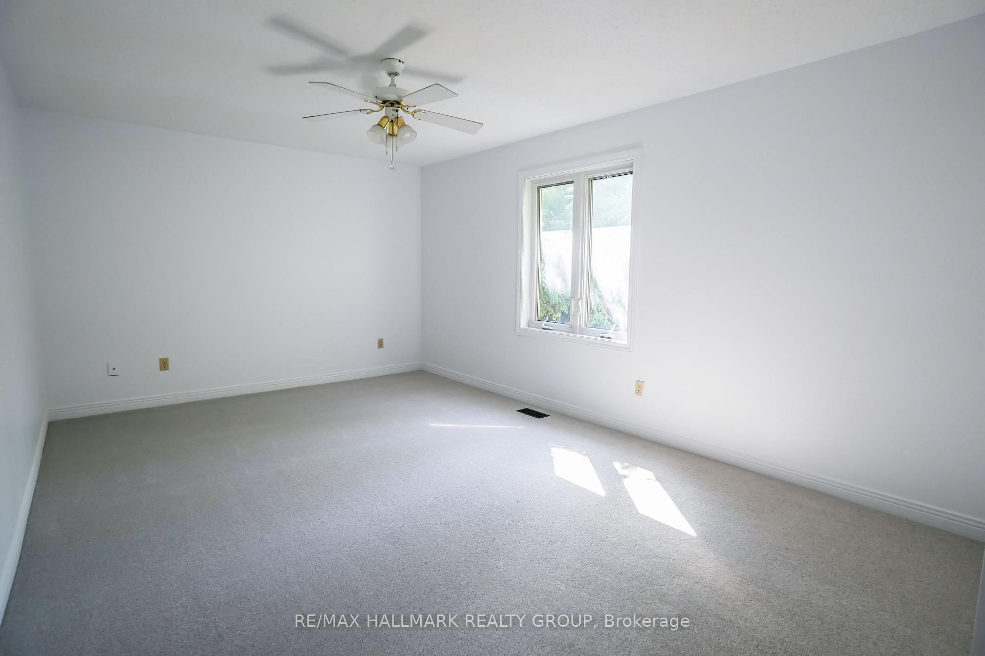 Photo 22 of 1020 Grenon Avenue, Ottawa, Fairfield Heights — HOMEH
