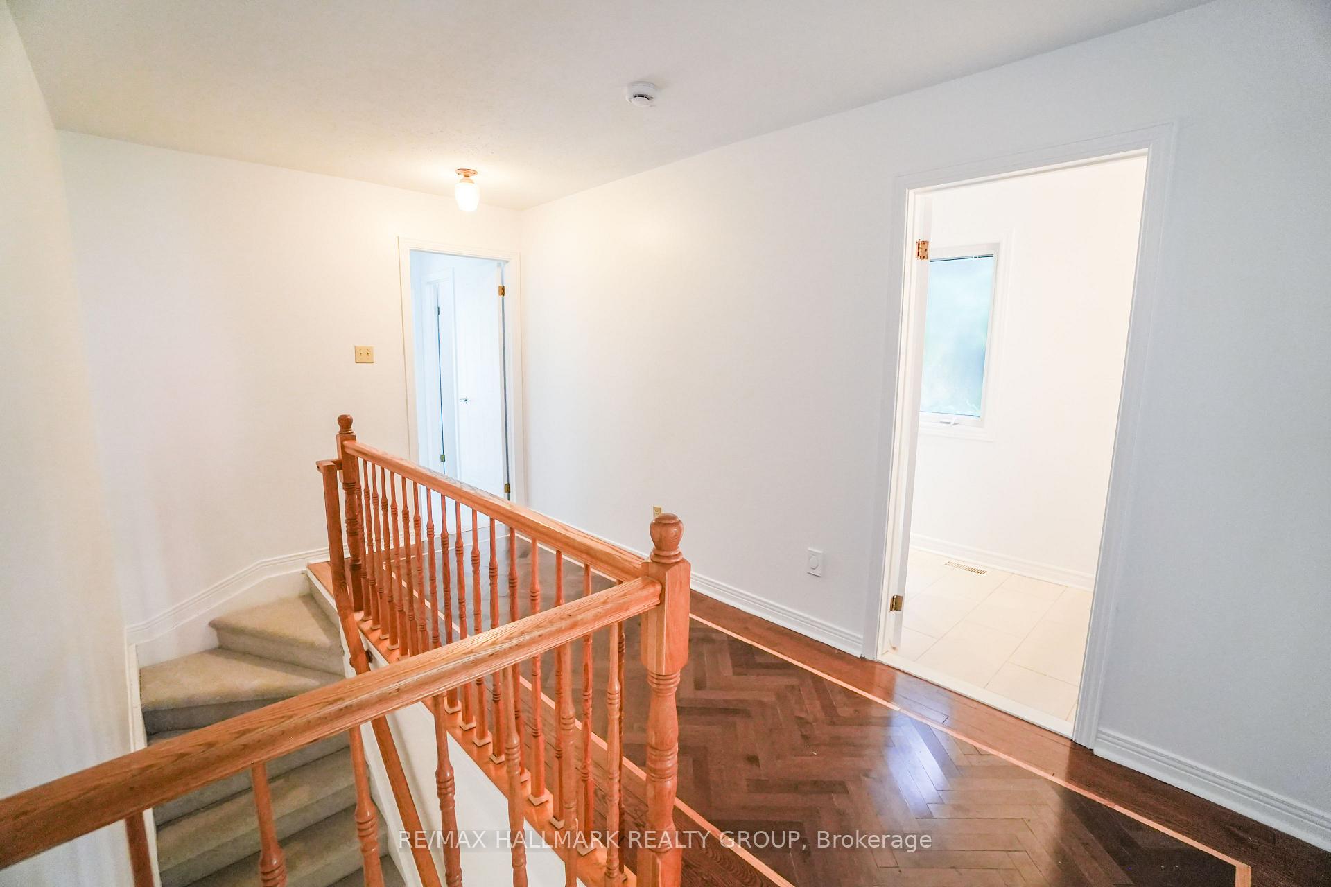 Photo 31 of 1020 Grenon Avenue, Ottawa, Fairfield Heights — HOMEH