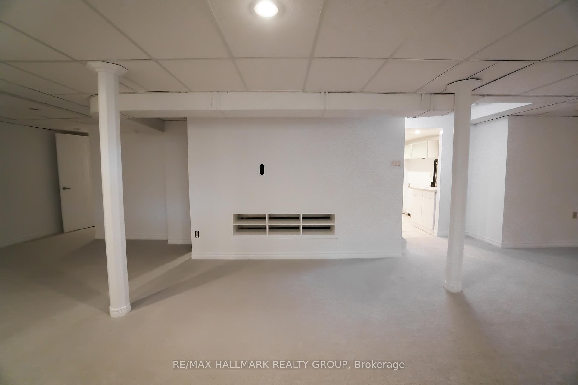 Photo 36 of 1020 Grenon Avenue, Ottawa, Fairfield Heights — HOMEH