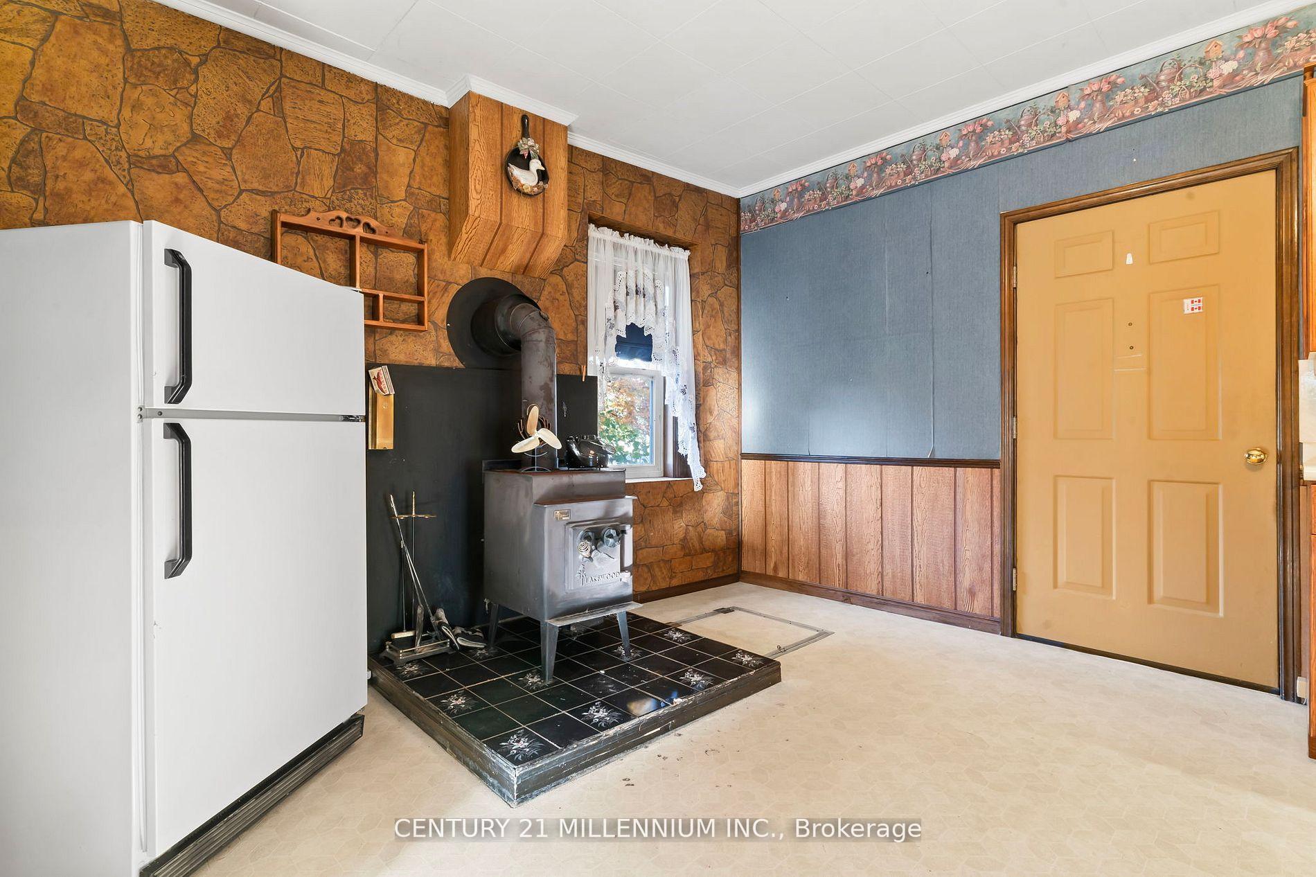 Photo 17 of 14338 Bruce Road 10, Brockton — HOMEH