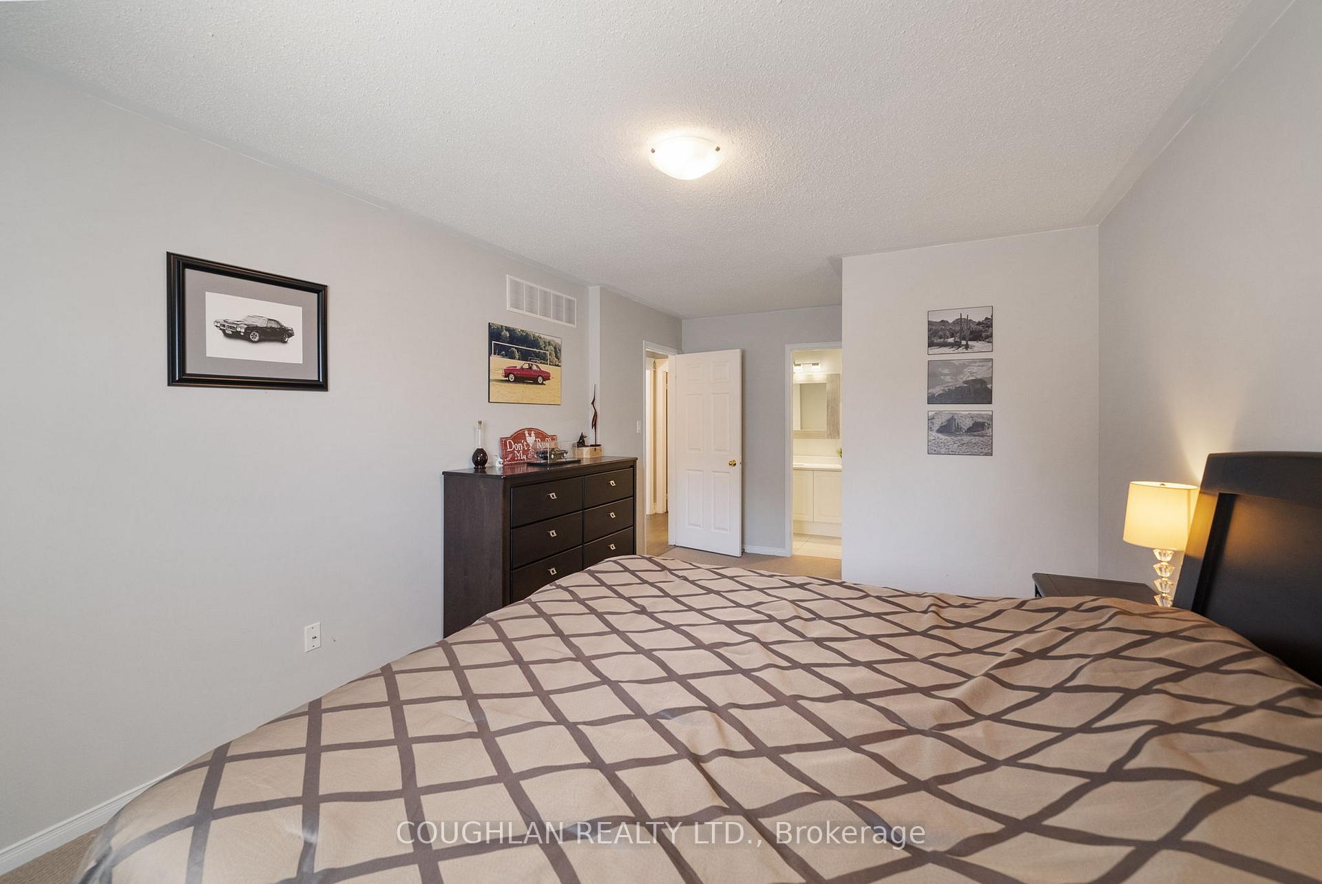 Photo 17 of 17 Fitzpatrick Court, Whitby, Brooklin — HOMEH