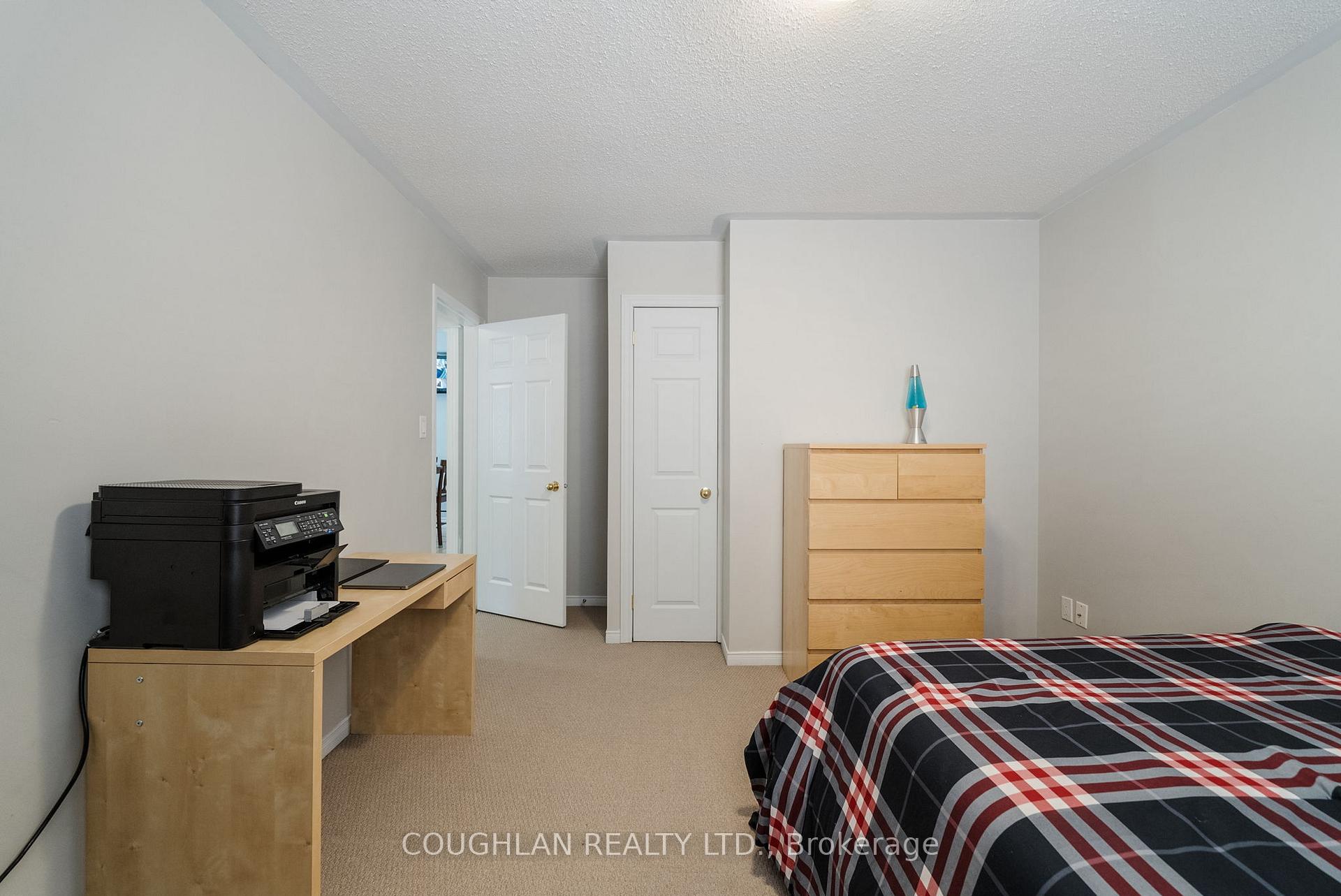 Photo 19 of 17 Fitzpatrick Court, Whitby, Brooklin — HOMEH
