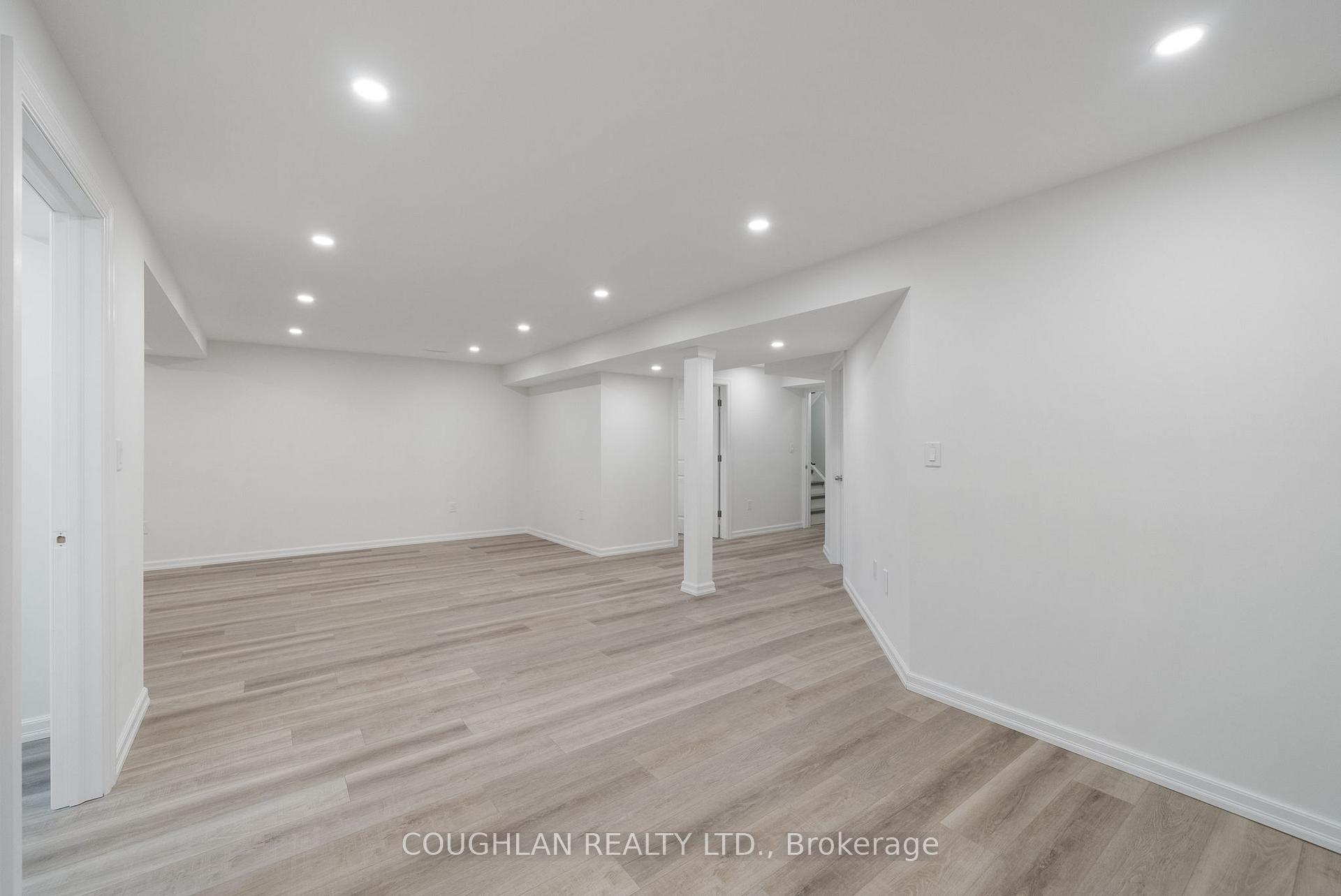 Photo 23 of 17 Fitzpatrick Court, Whitby, Brooklin — HOMEH
