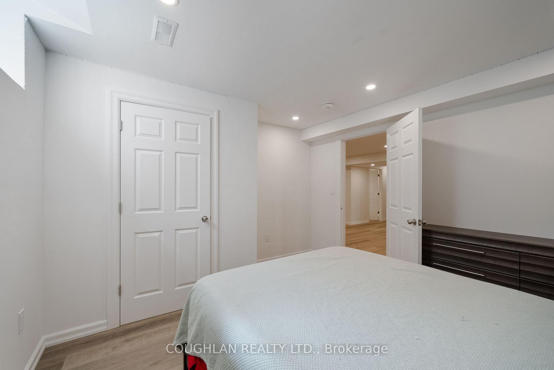 Photo 32 of 17 Fitzpatrick Court, Whitby, Brooklin — HOMEH