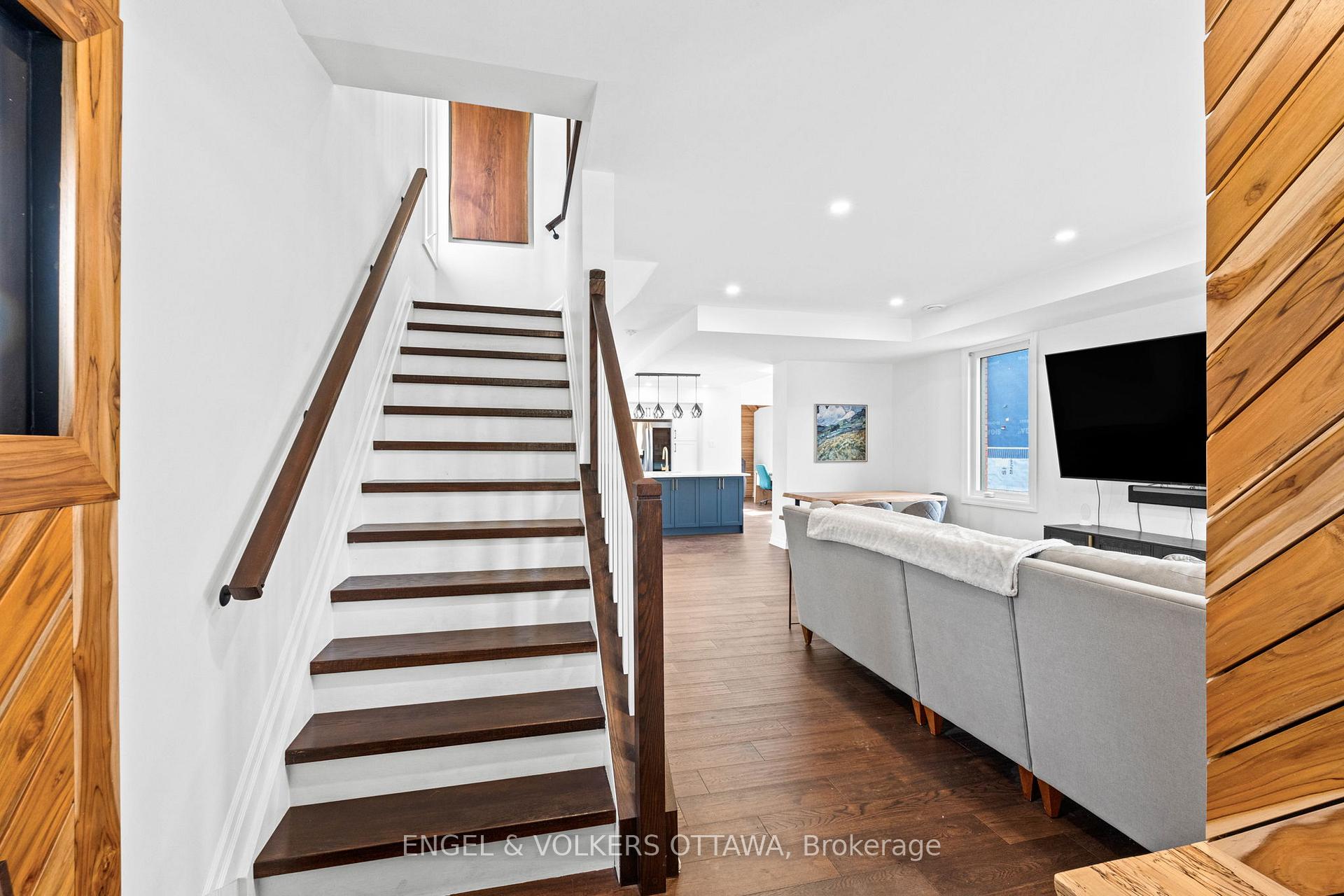 Photo 3 of 127 Britannia Road, Ottawa, Britannia — HOMEH