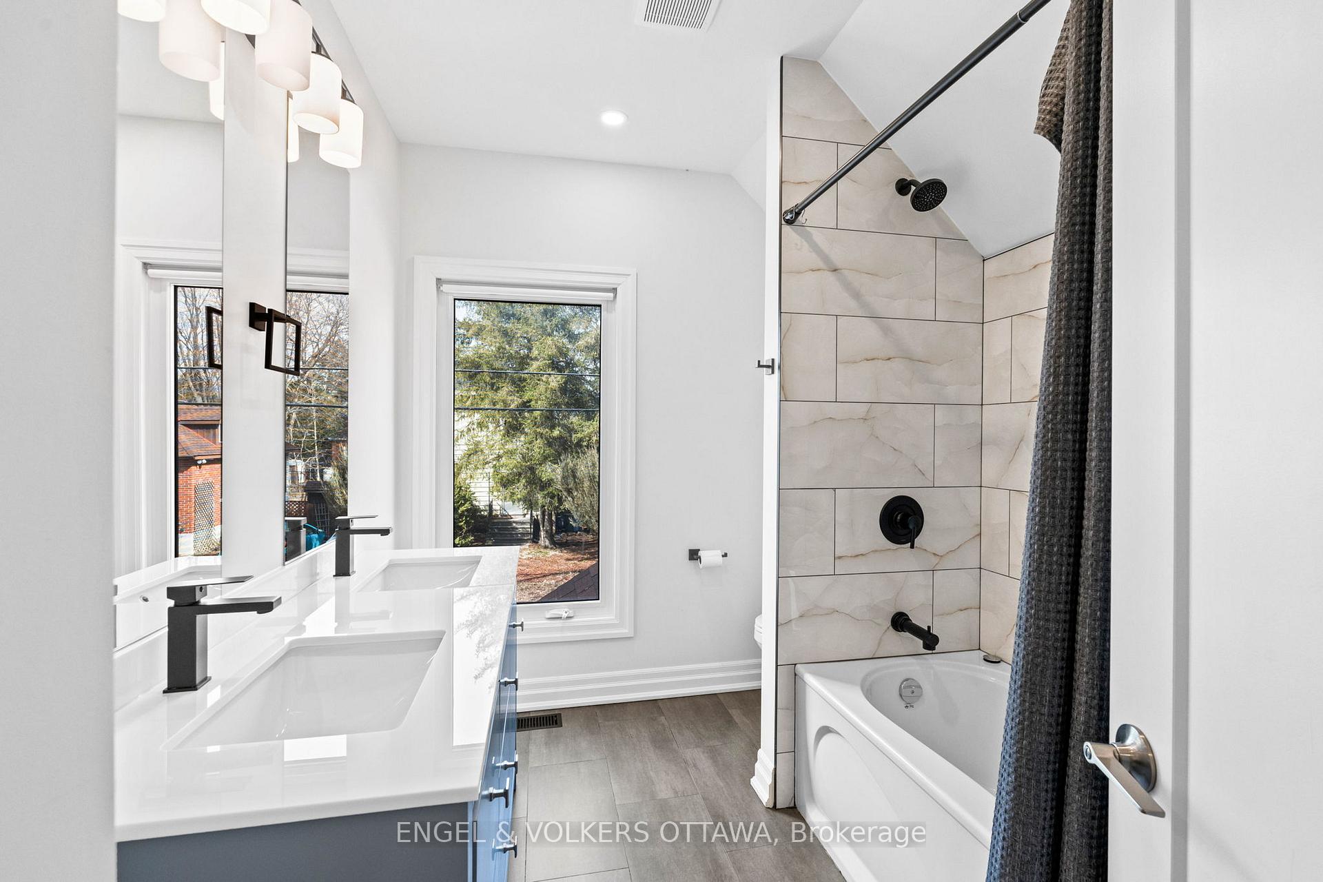 Photo 16 of 127 Britannia Road, Ottawa, Britannia — HOMEH