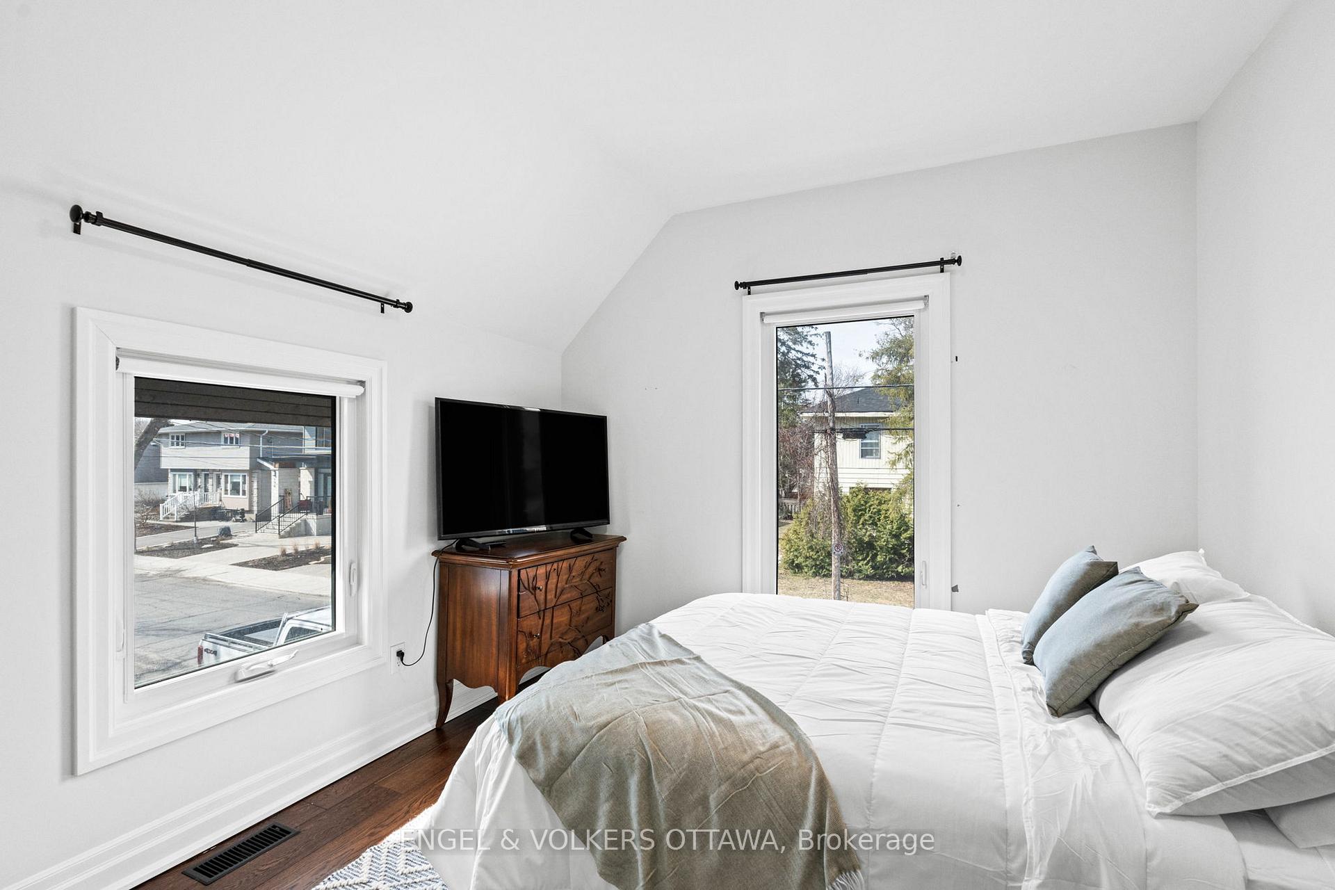 Photo 18 of 127 Britannia Road, Ottawa, Britannia — HOMEH