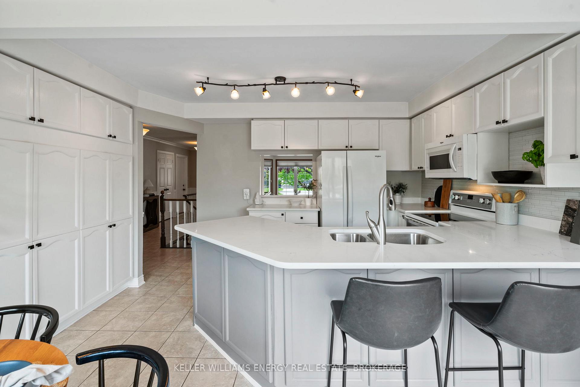 Photo 17 of 133 Ardwick Street, Whitby, Blue Grass Meadows — HOMEH