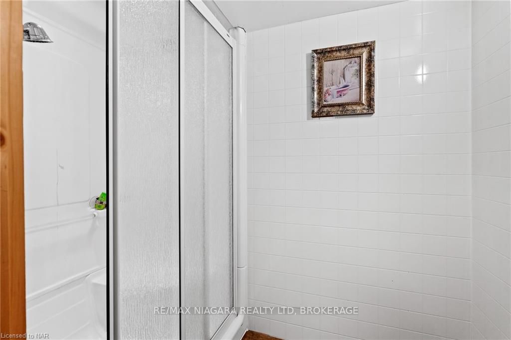 Photo 37 of 614 Clare Avenue, Welland, N. Welland — HOMEH