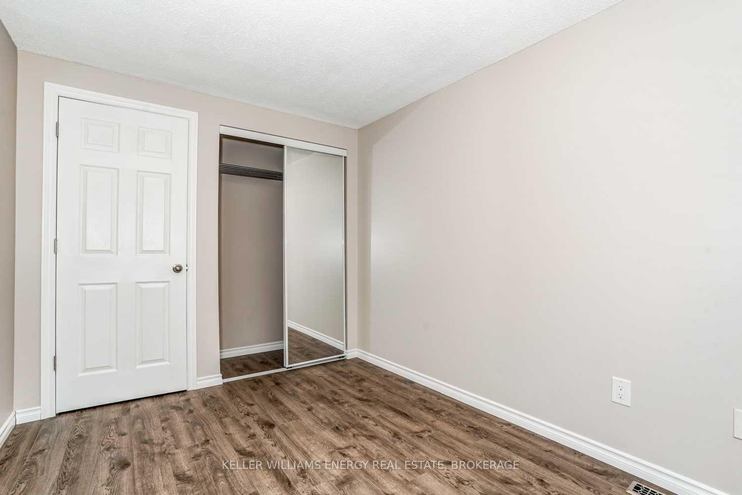 Photo 10 of Unit Main, 1296 Cherrydown Drive, Oshawa, Donevan — HOMEH