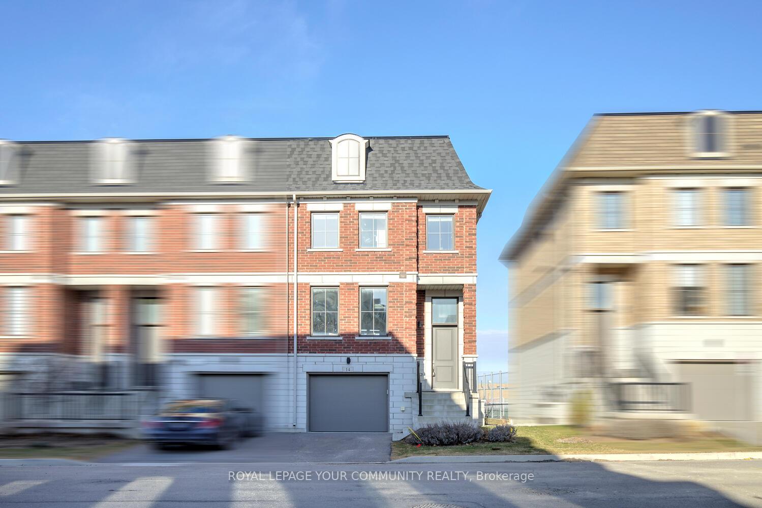 Front of 14 Seacoasts Circle