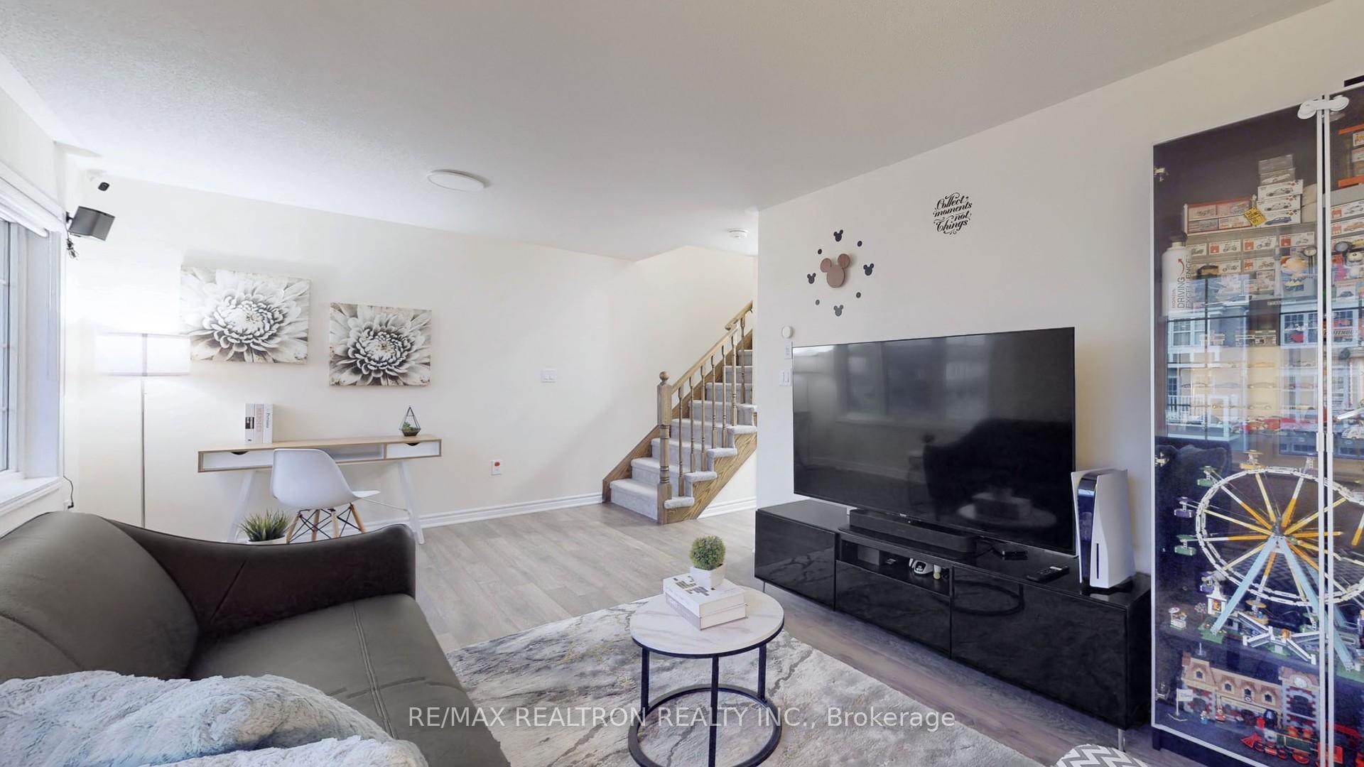 Photo 12 of 2408 Fall Harvest Crescent, Pickering, Rural Pickering — HOMEH
