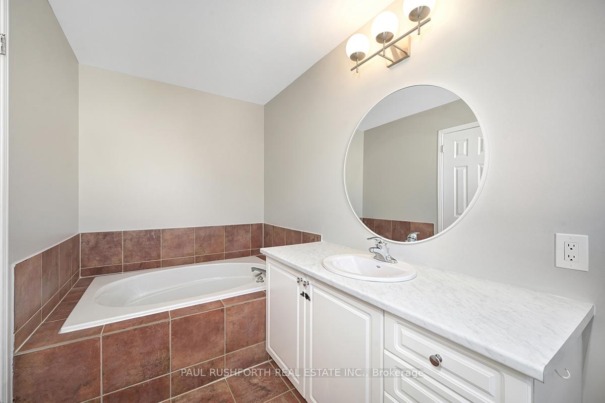 Photo 19 of 1033 Candlewood Street, Ottawa, Avalon East — HOMEH