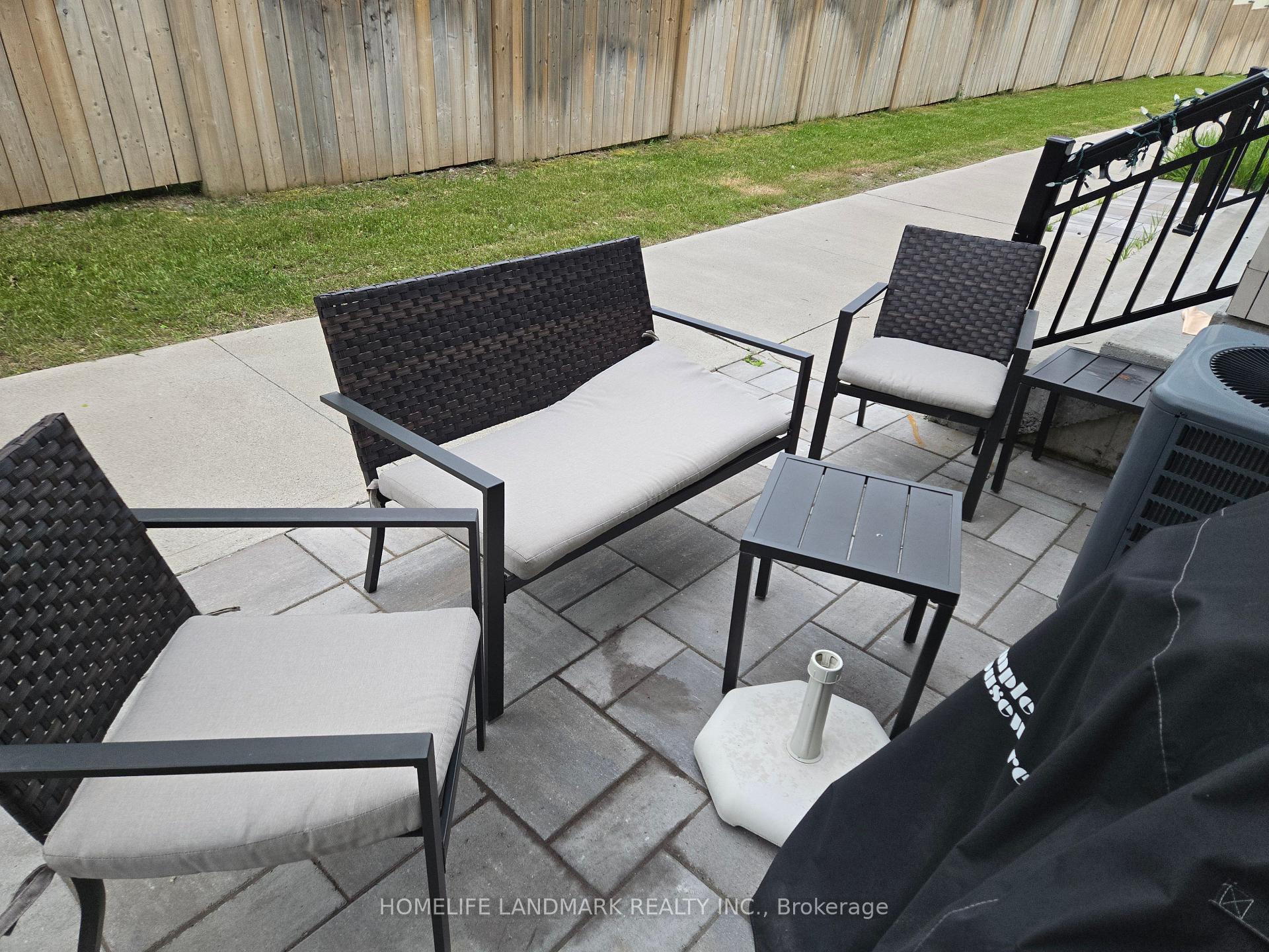 Photo 5 of Unit 5, 1020 Dunsley Way, Whitby, Pringle Creek — HOMEH