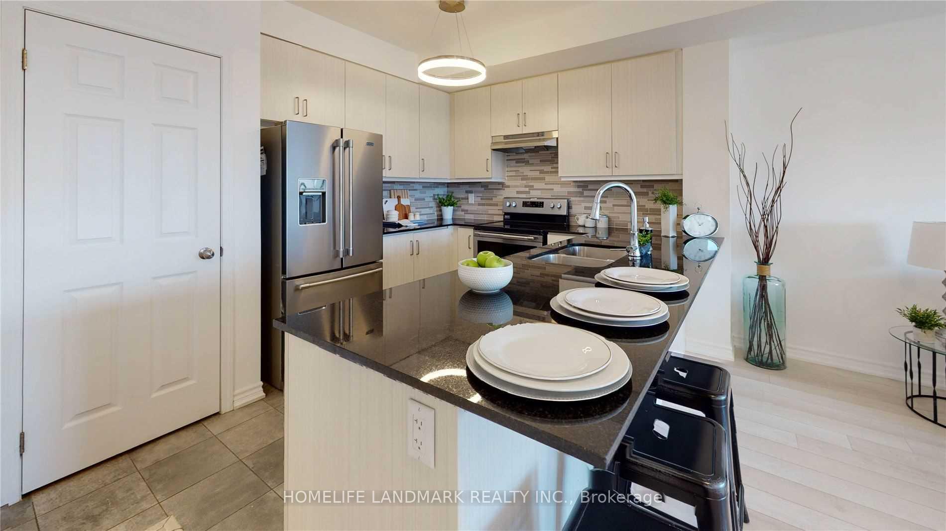 Photo 10 of Unit 5, 1020 Dunsley Way, Whitby, Pringle Creek — HOMEH