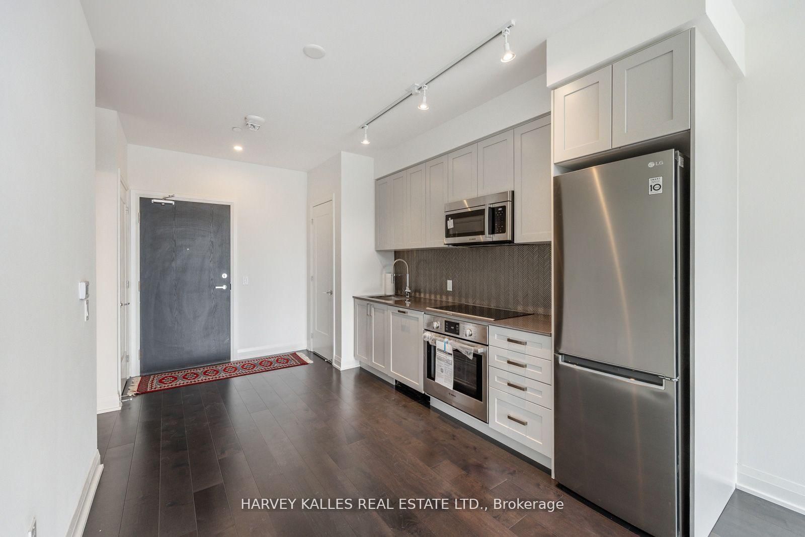 Photo 8 of Unit 419, 293 The Kingsway, Etobicoke, Edenbridge-Humber Valley — HOMEH