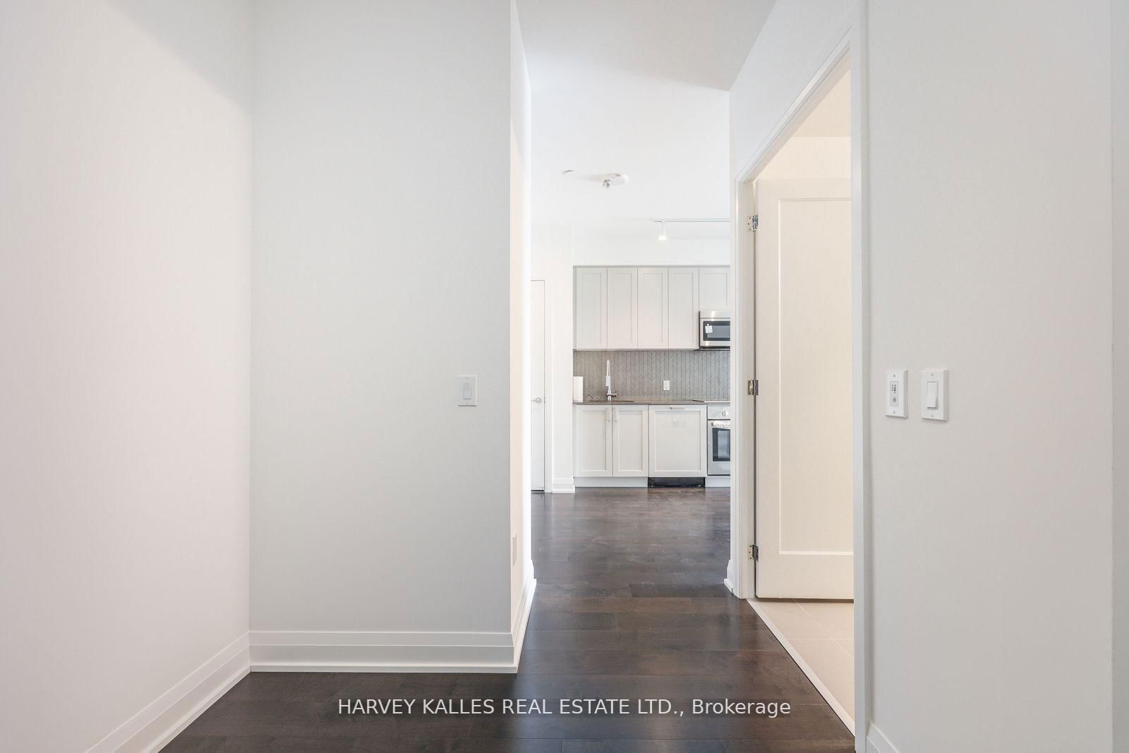 Photo 7 of Unit 419, 293 The Kingsway, Etobicoke, Edenbridge-Humber Valley — HOMEH