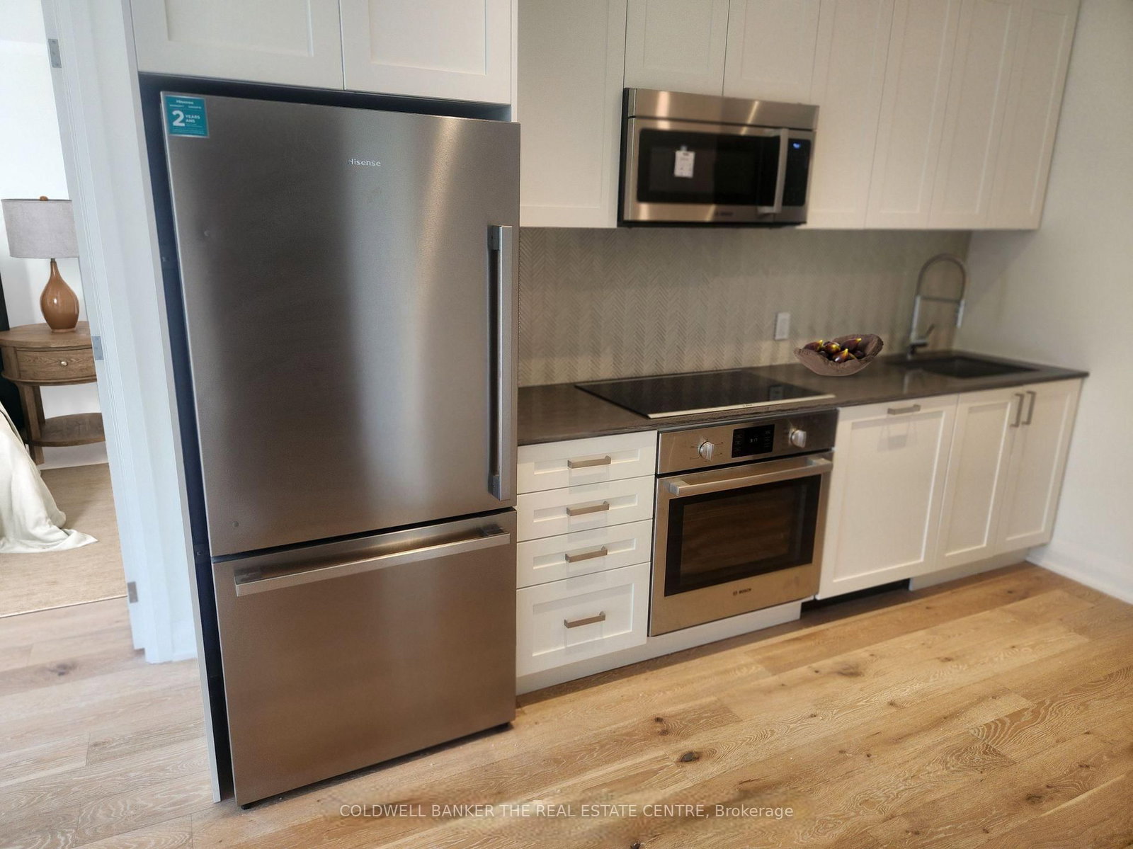 Photo 4 of Unit 309, 293 The Kingsway, Etobicoke, Edenbridge-Humber Valley — HOMEH