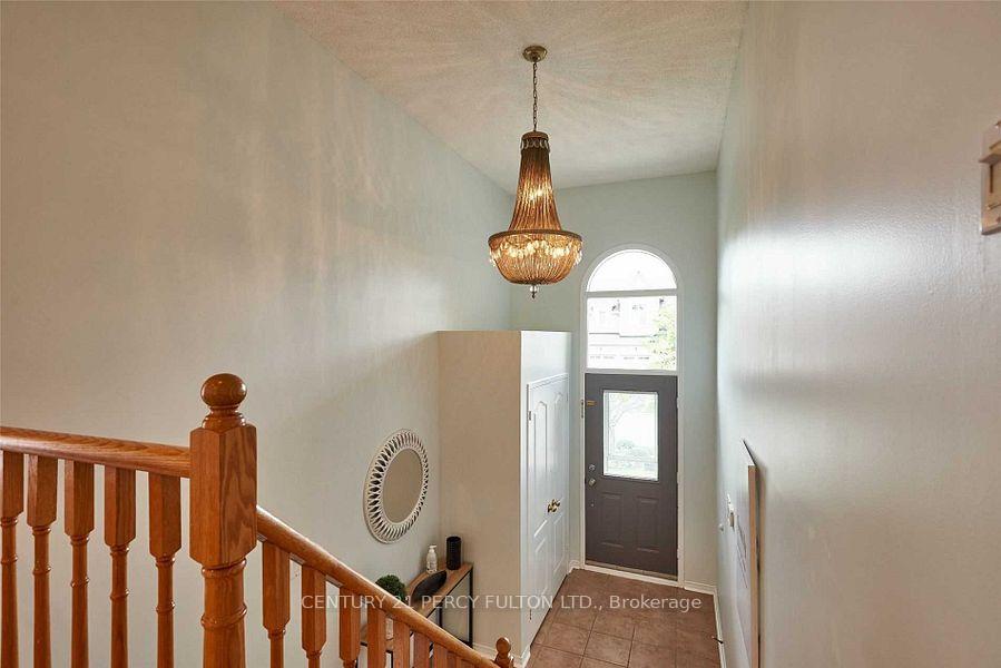 Photo 3 of 1754 Silver Maple Drive, Pickering, Amberlea — HOMEH
