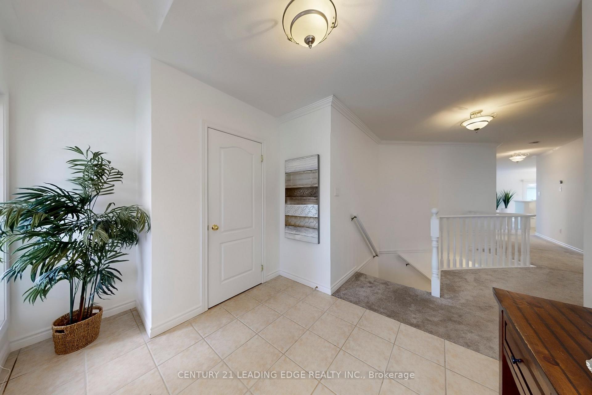 Photo 5 of 468 Settlers Ridge, Peterborough, Northcrest Ward 5 — HOMEH