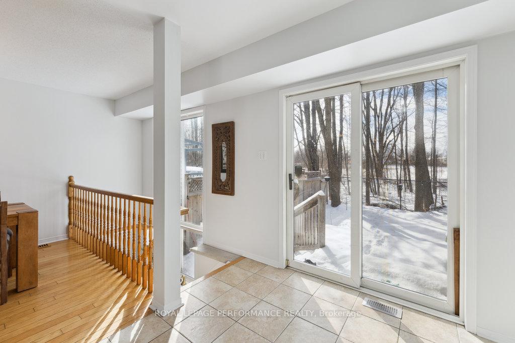 Photo 19 of 440 Lawler Crescent, Ottawa, Chatelaine Village — HOMEH