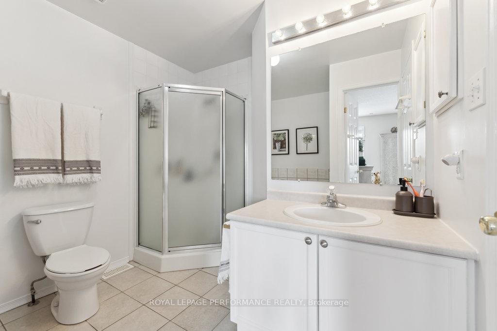 Photo 30 of 440 Lawler Crescent, Ottawa, Chatelaine Village — HOMEH