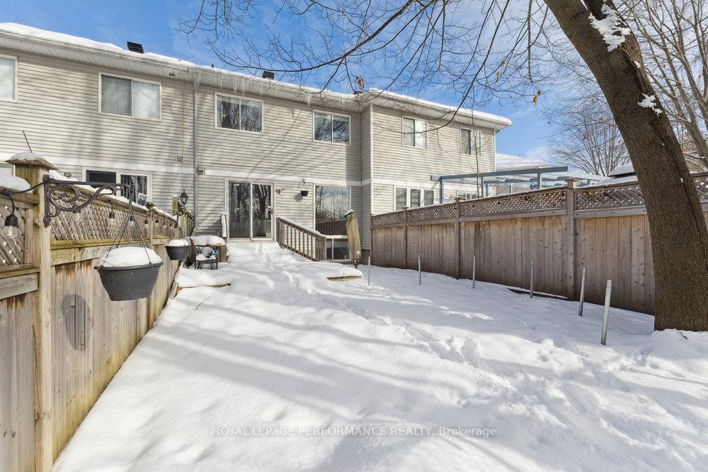 Photo 42 of 440 Lawler Crescent, Ottawa, Chatelaine Village — HOMEH