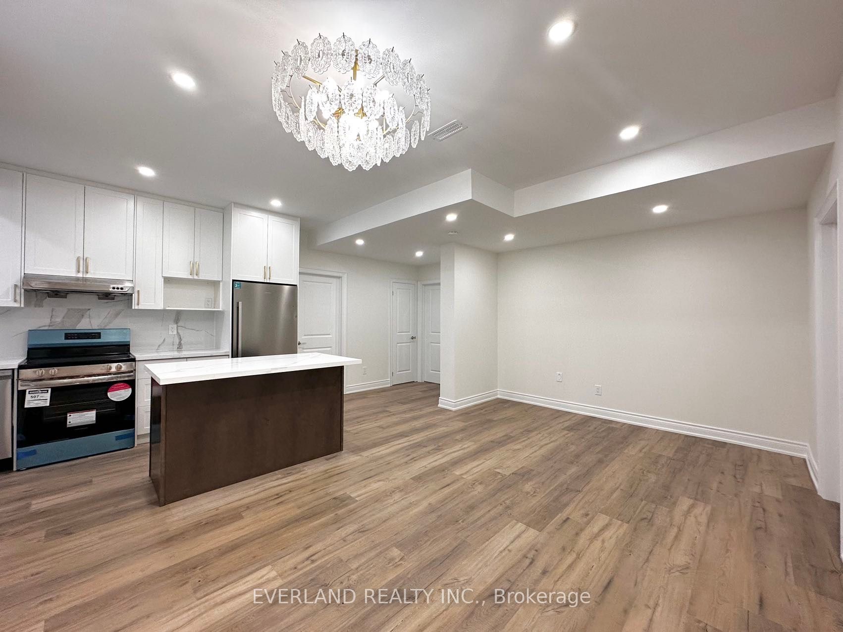 Photo 1 of Unit BM, 34 morning spell Trail, Vaughan, Kleinburg — HOMEH