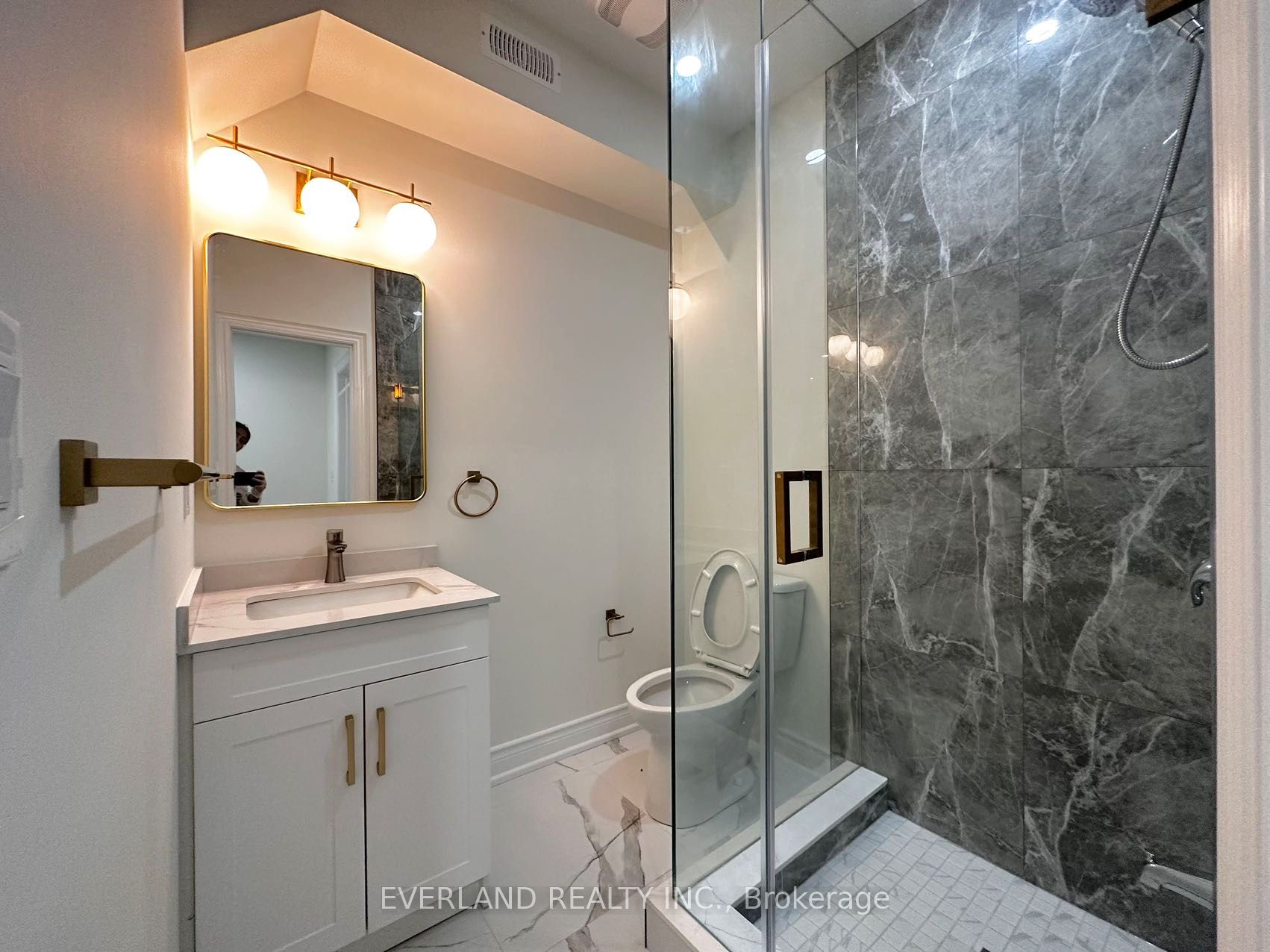 Photo 10 of Unit BM, 34 morning spell Trail, Vaughan, Kleinburg — HOMEH
