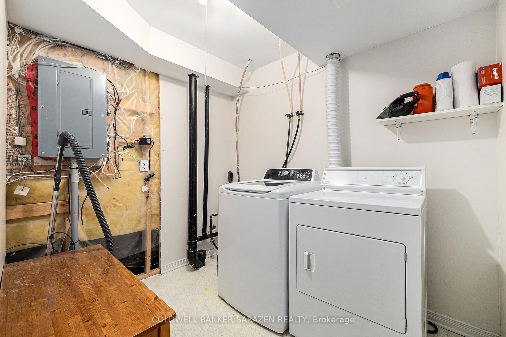 Photo 19 of 338 Fairbrooke Court, Arnprior — HOMEH