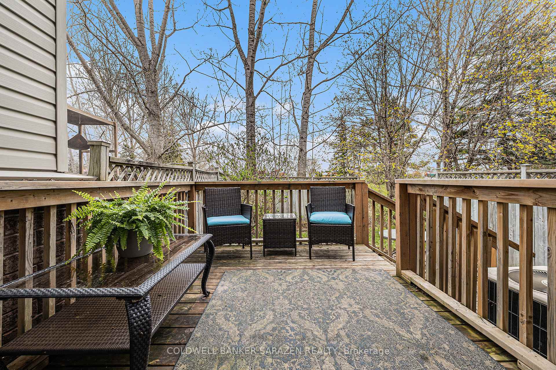 Photo 20 of 338 Fairbrooke Court, Arnprior — HOMEH