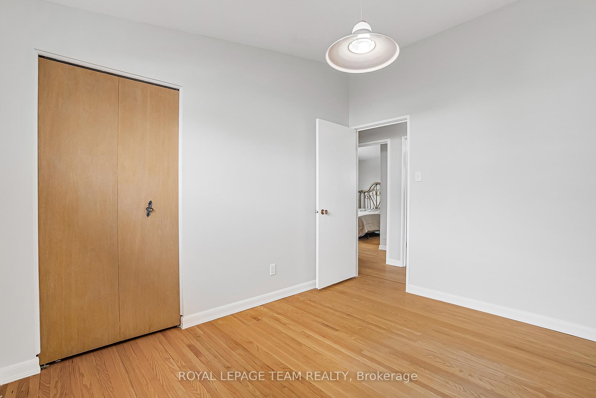 Photo 21 of 1386 Major Road, Ottawa, Bilberry Creek/Queenswood Heights — HOMEH