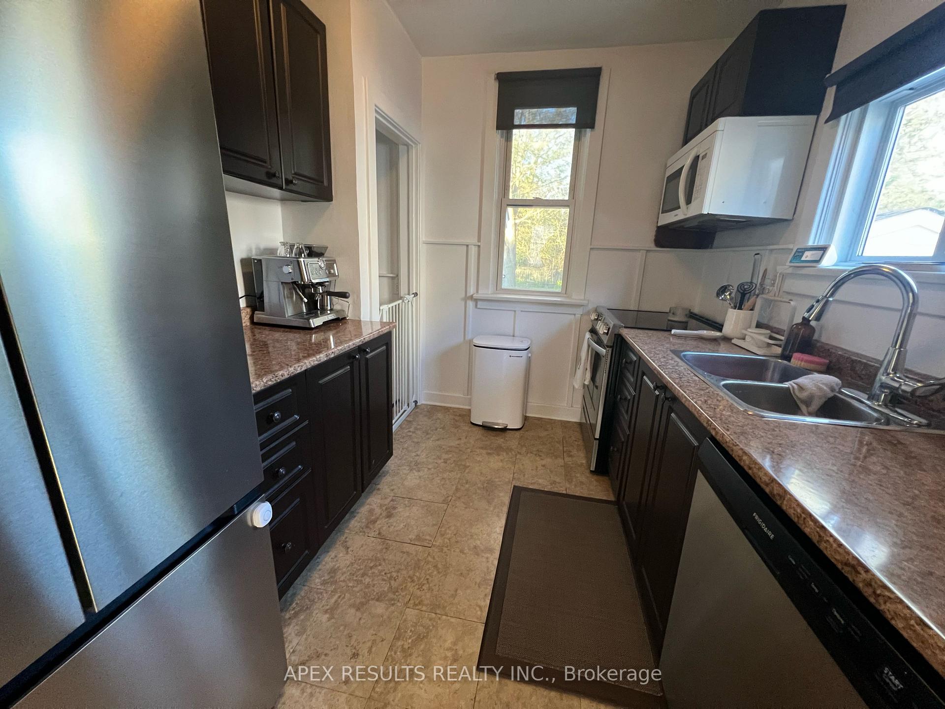 Photo 20 of 267 Bleecker Avenue, Belleville, Belleville Ward — HOMEH