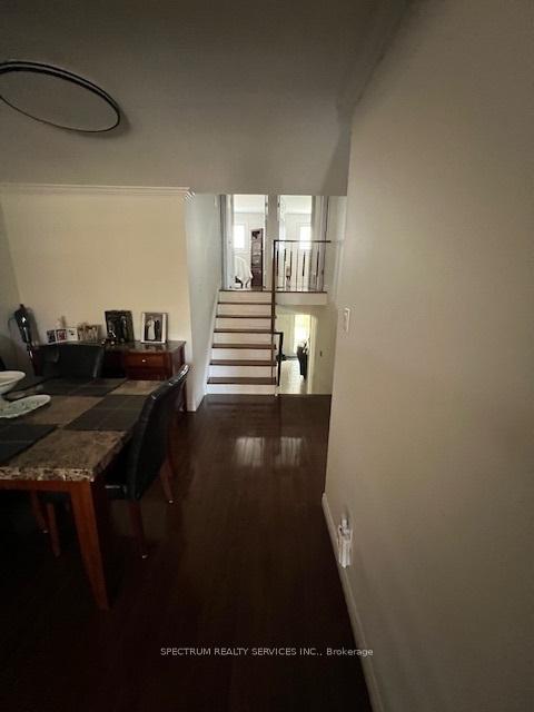 Photo 8 of 15 Albany Drive, Vaughan, West Woodbridge — HOMEH